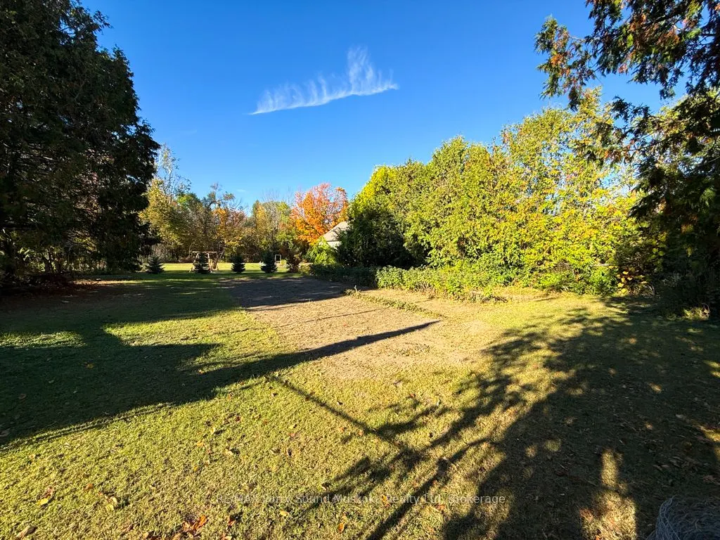1862 Division Road W
