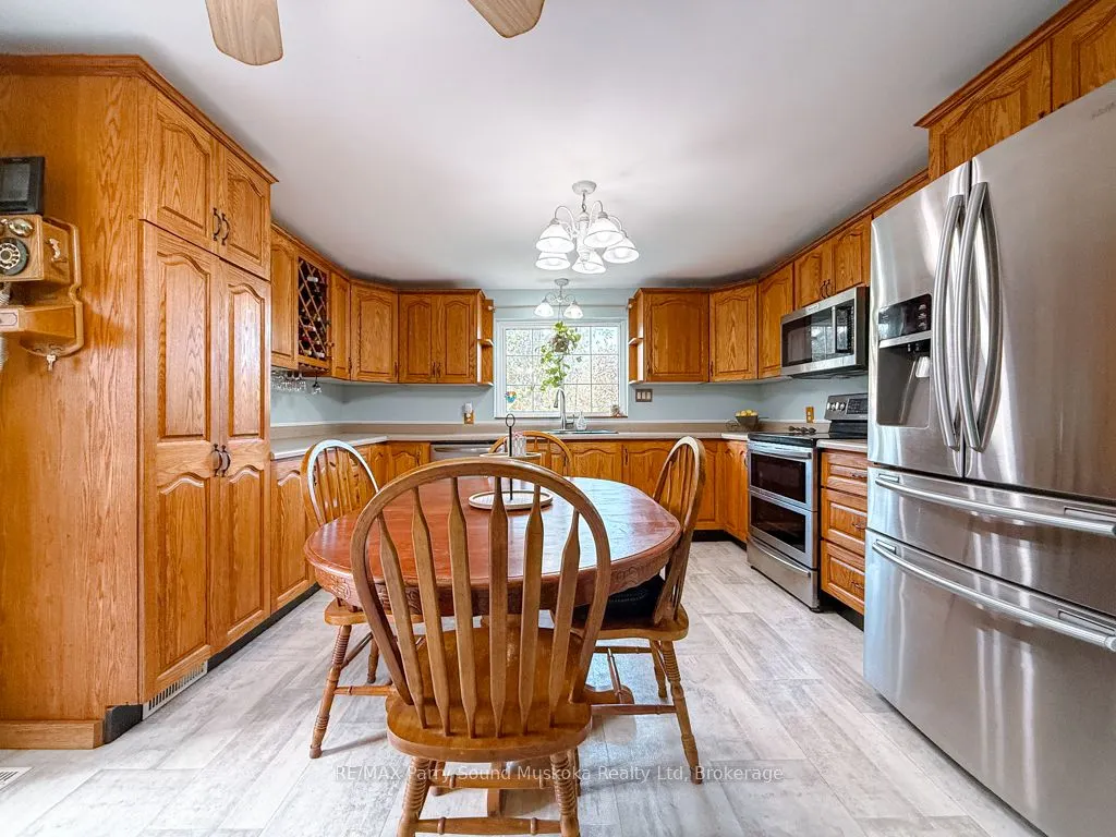1862 Division Road W