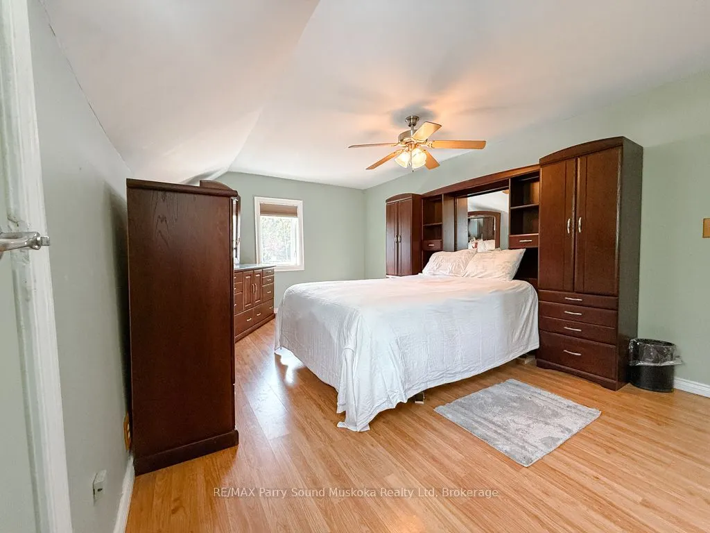 1862 Division Road W