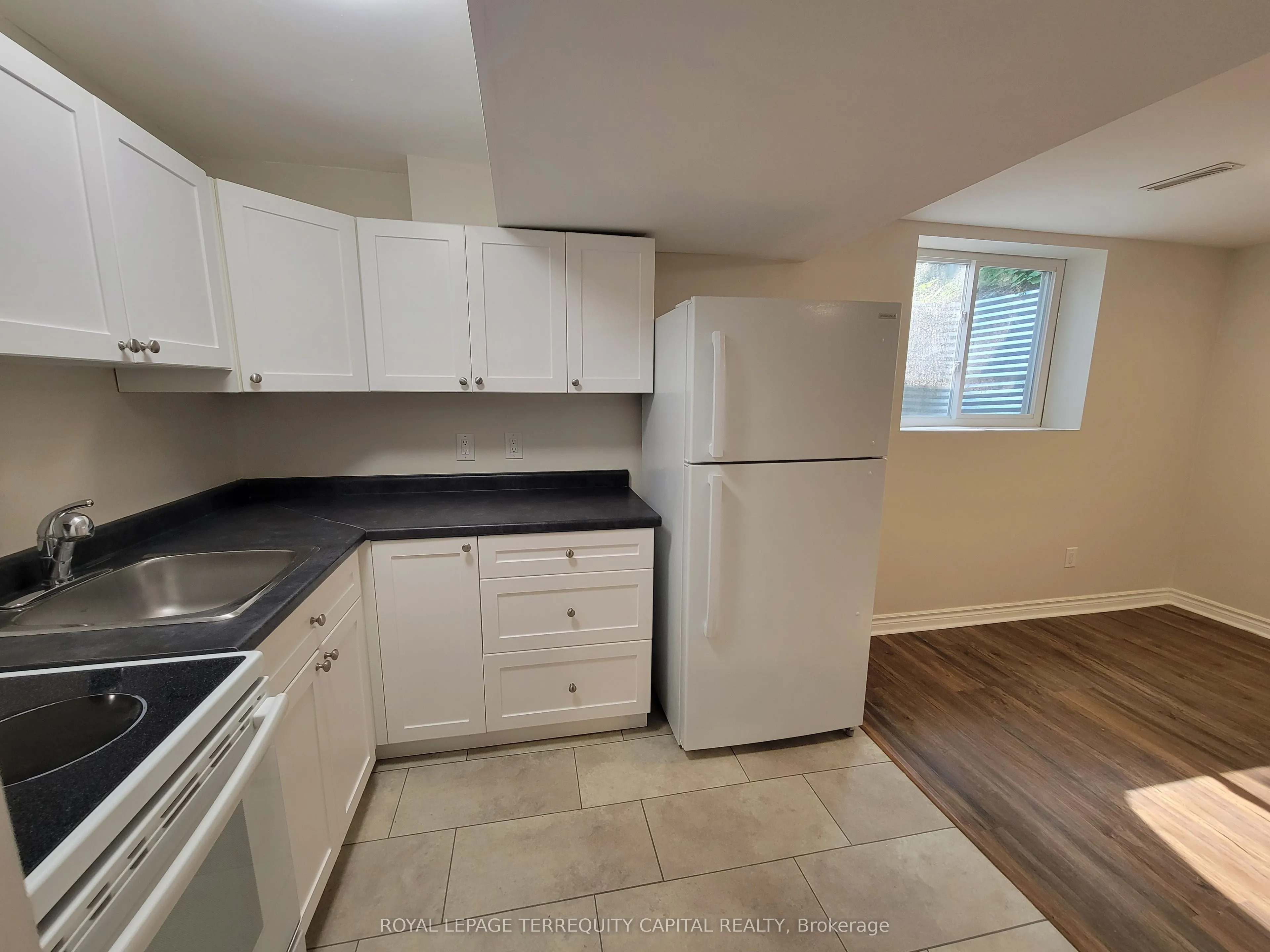 20 Mowat Crescent, #Lower
