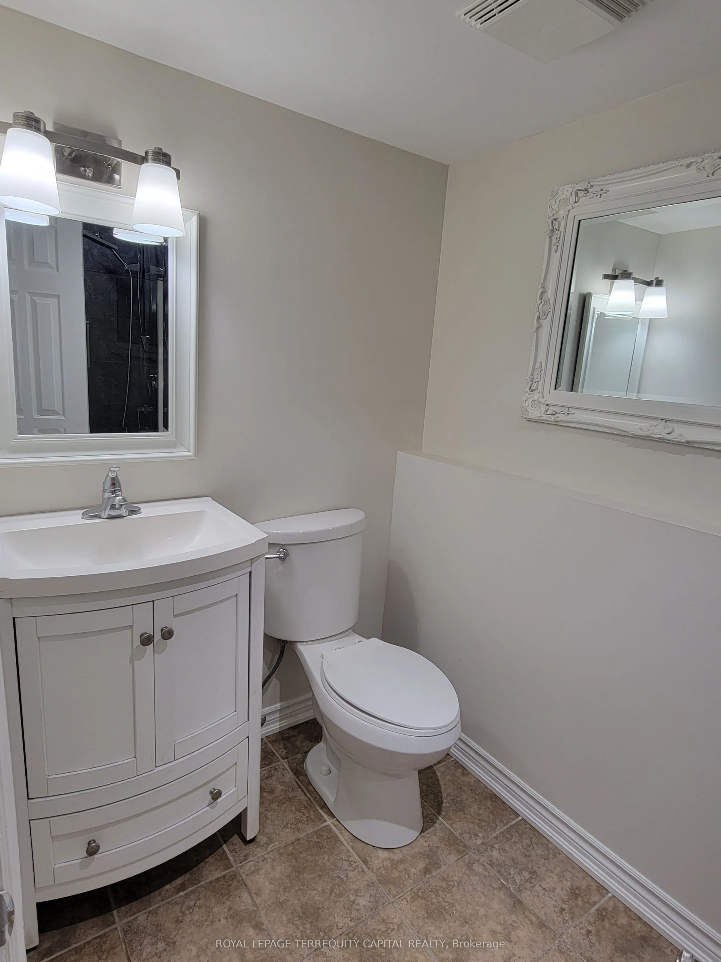 20 Mowat Crescent, #Lower