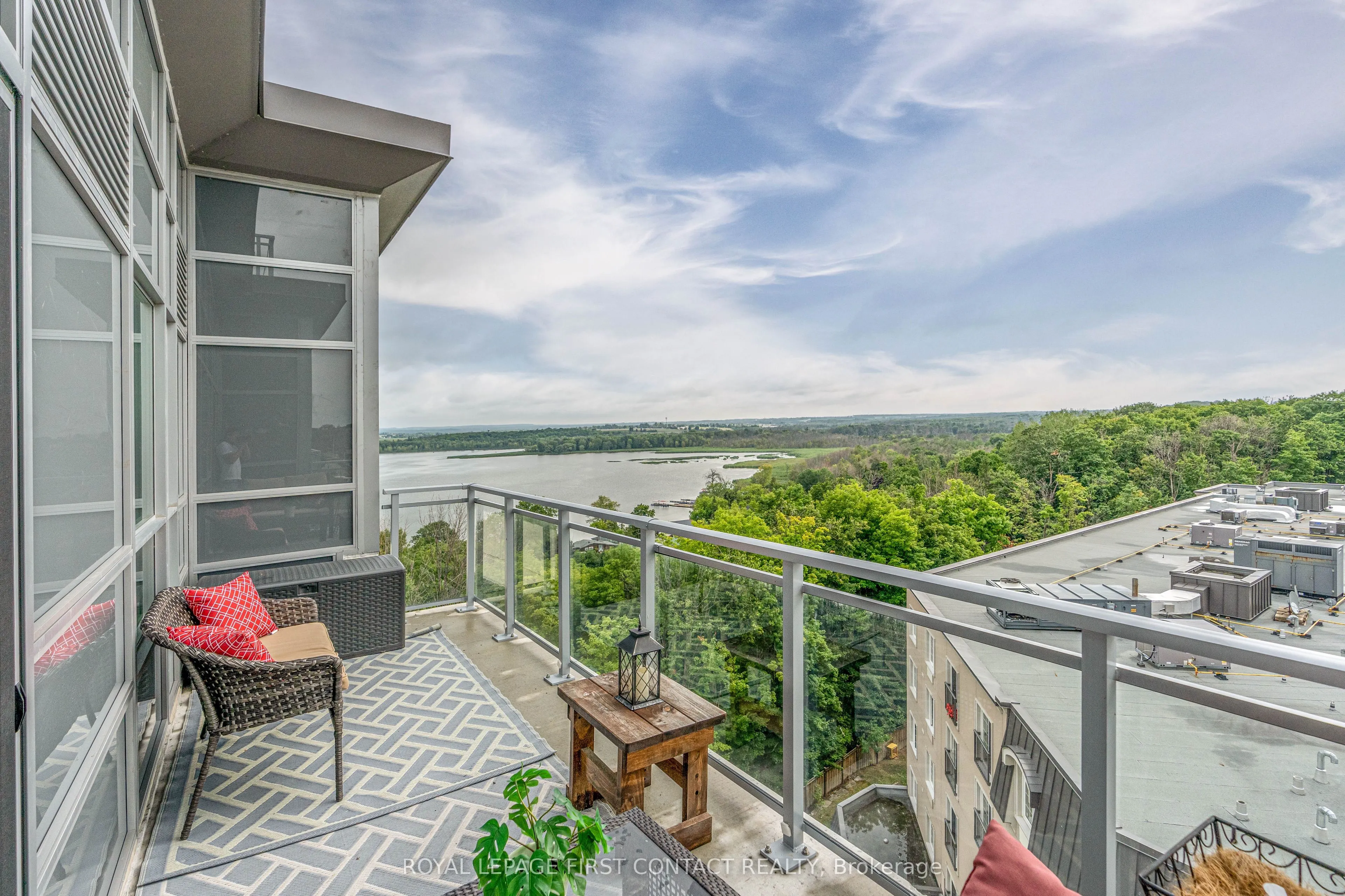 58 LAKESIDE Terrace, #1106