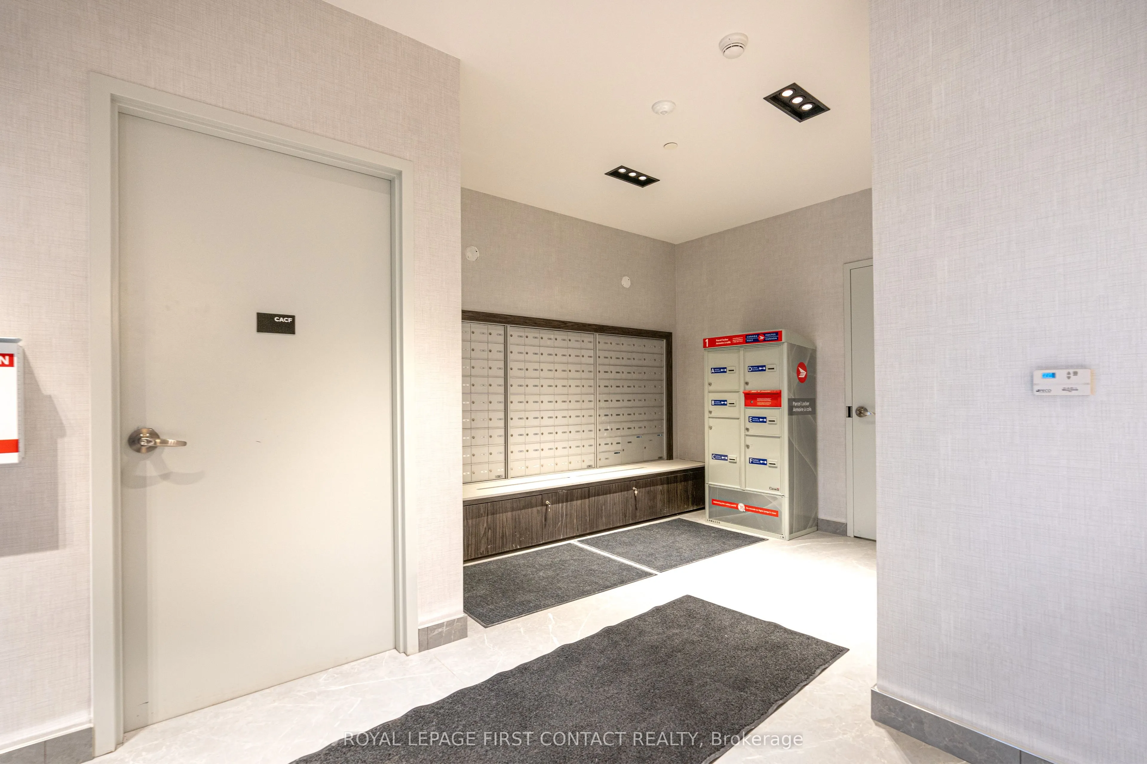 58 LAKESIDE Terrace, #1106