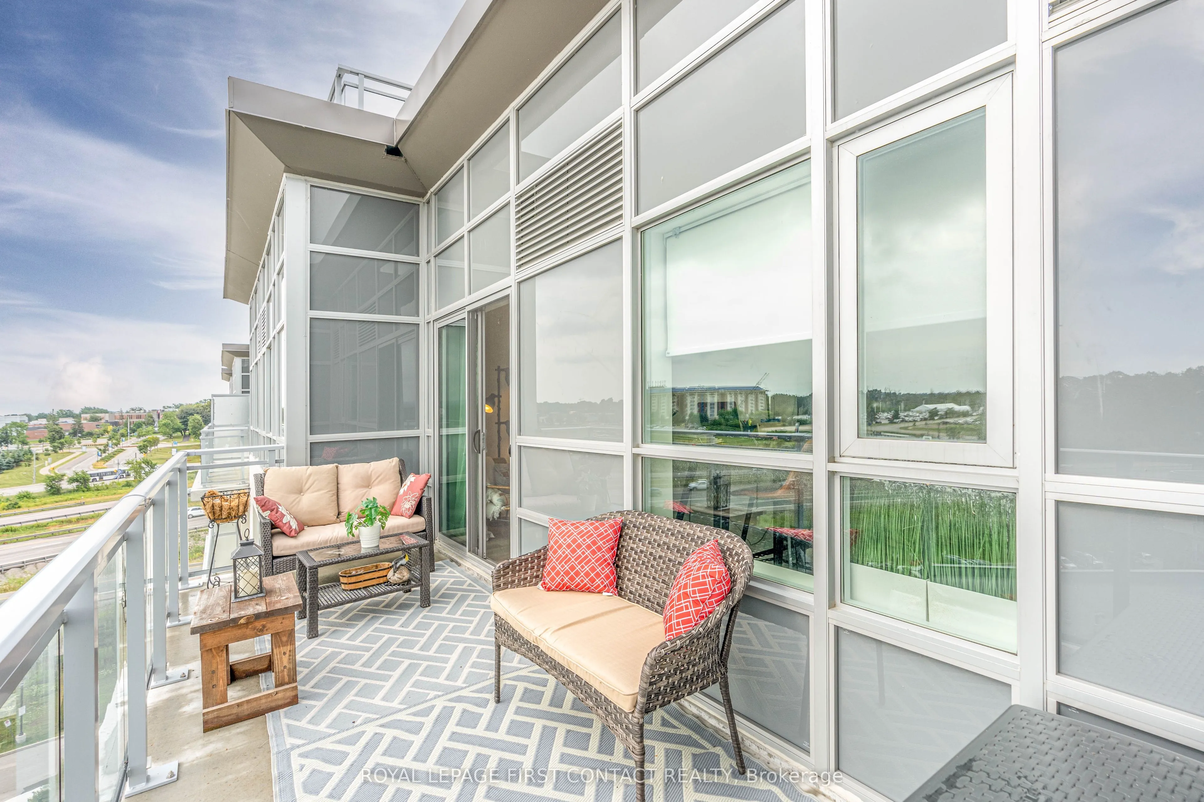 58 LAKESIDE Terrace, #1106