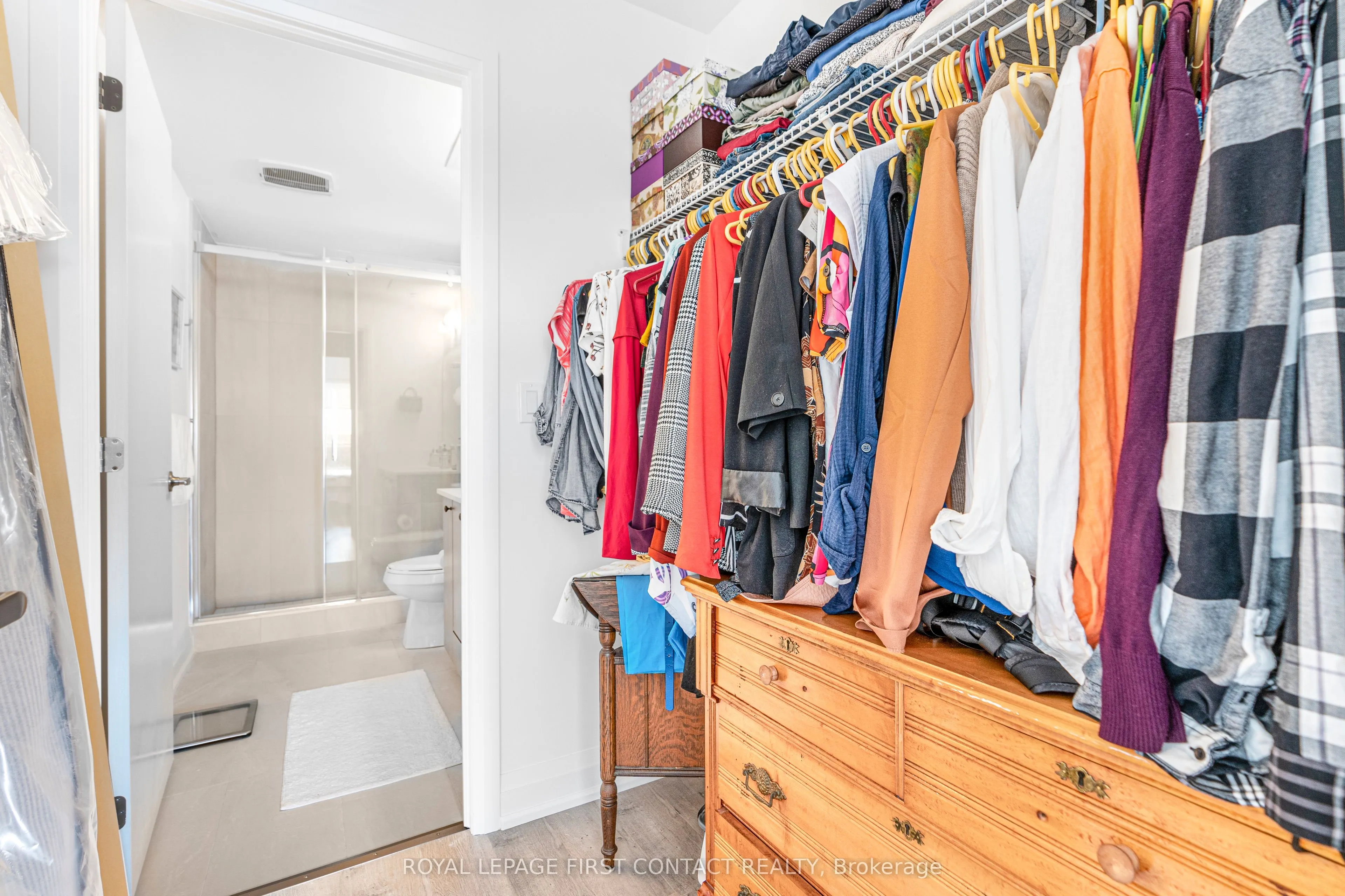 58 LAKESIDE Terrace, #1106
