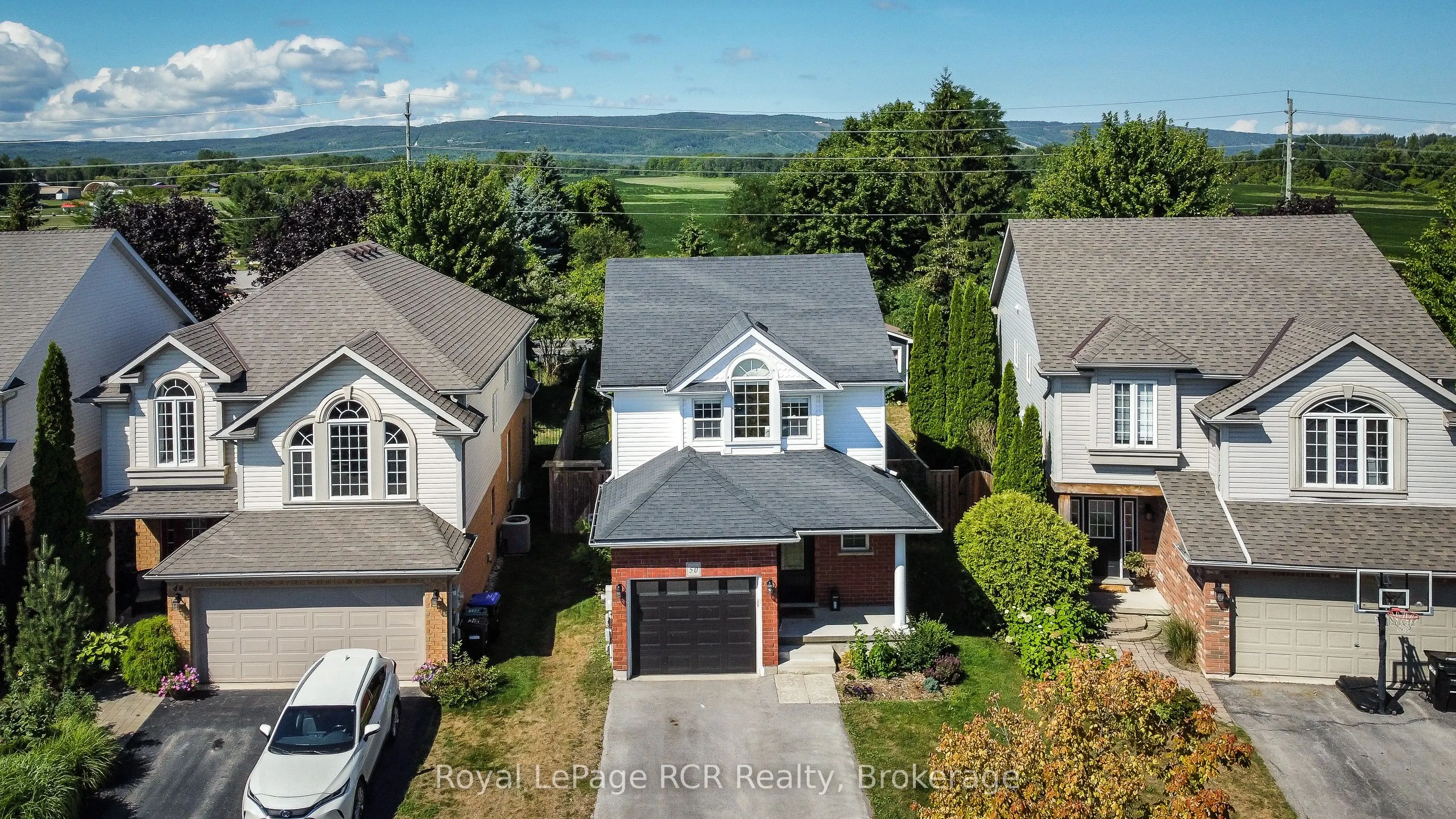 50 Highlands Crescent