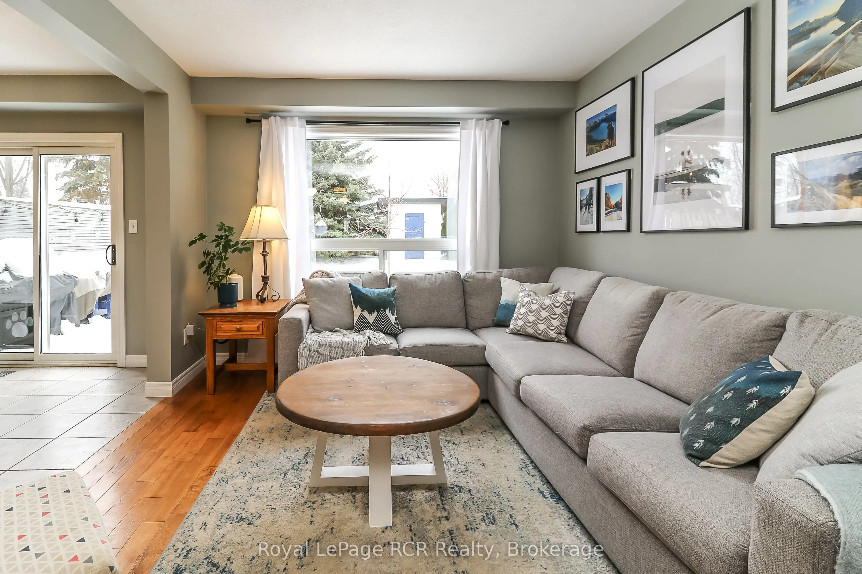 50 Highlands Crescent
