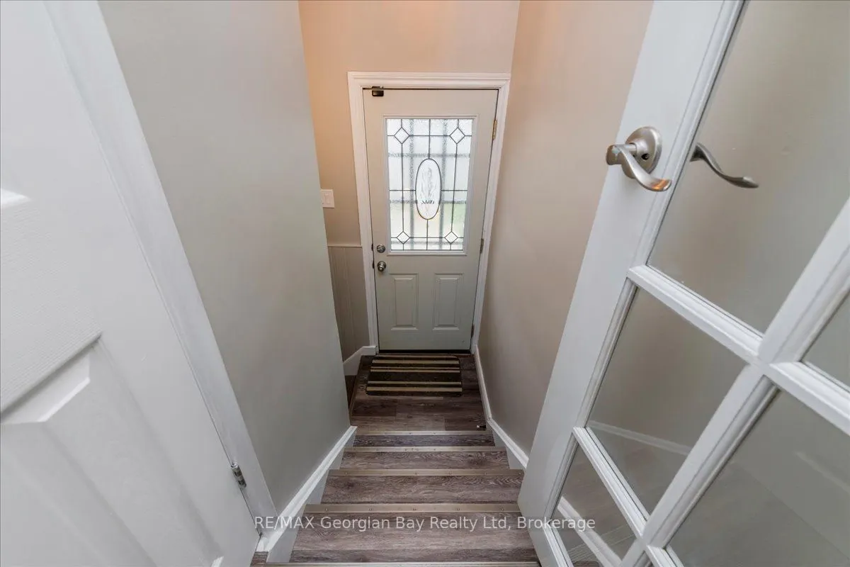 327 Scott Street