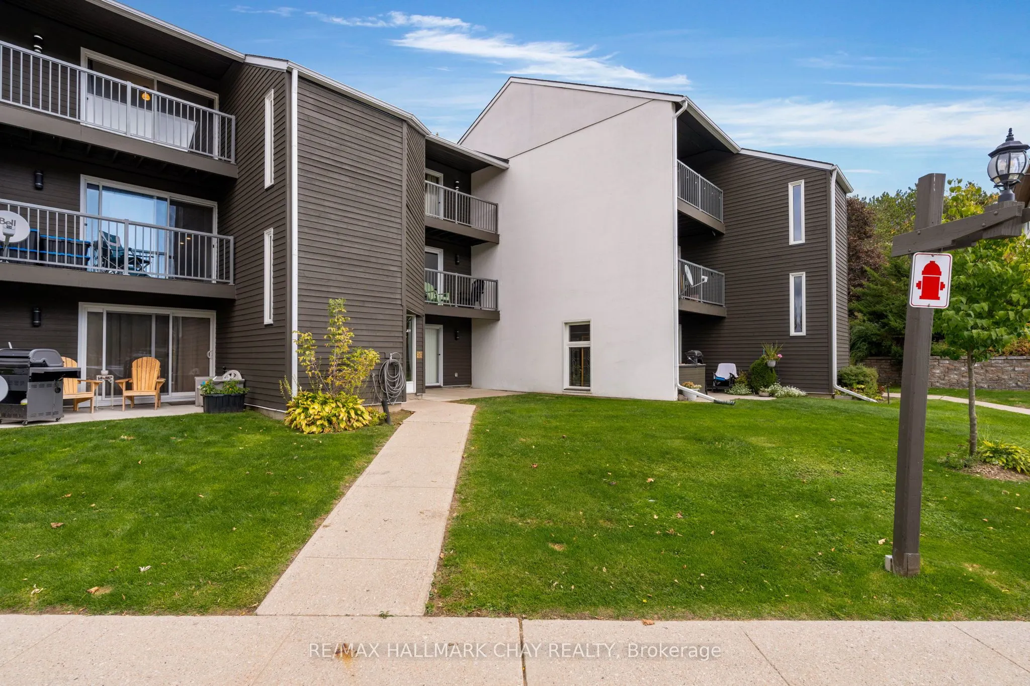 1102 Horseshoe Valley Road W, #308