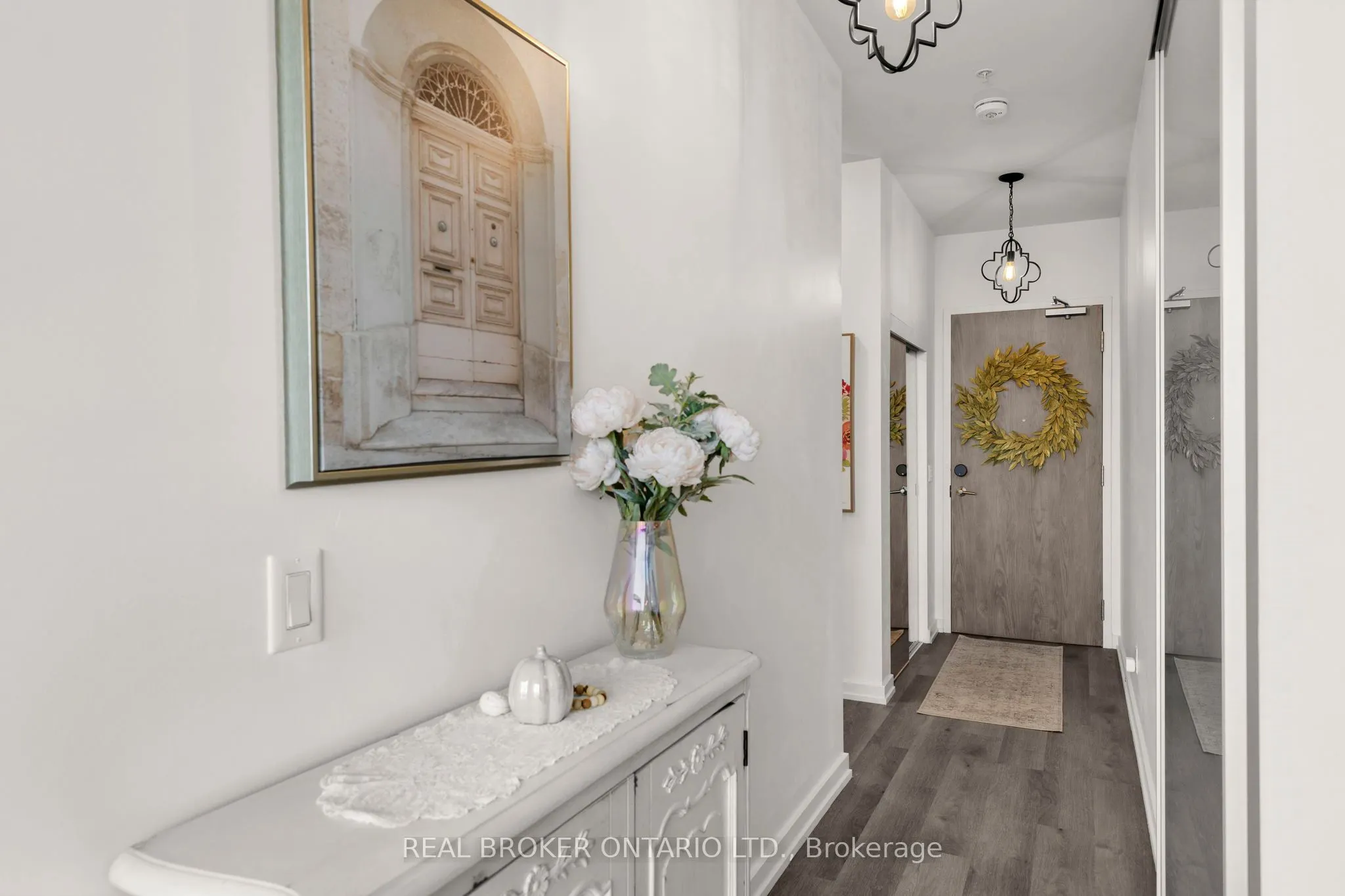 21 Matchedash Street S, #321