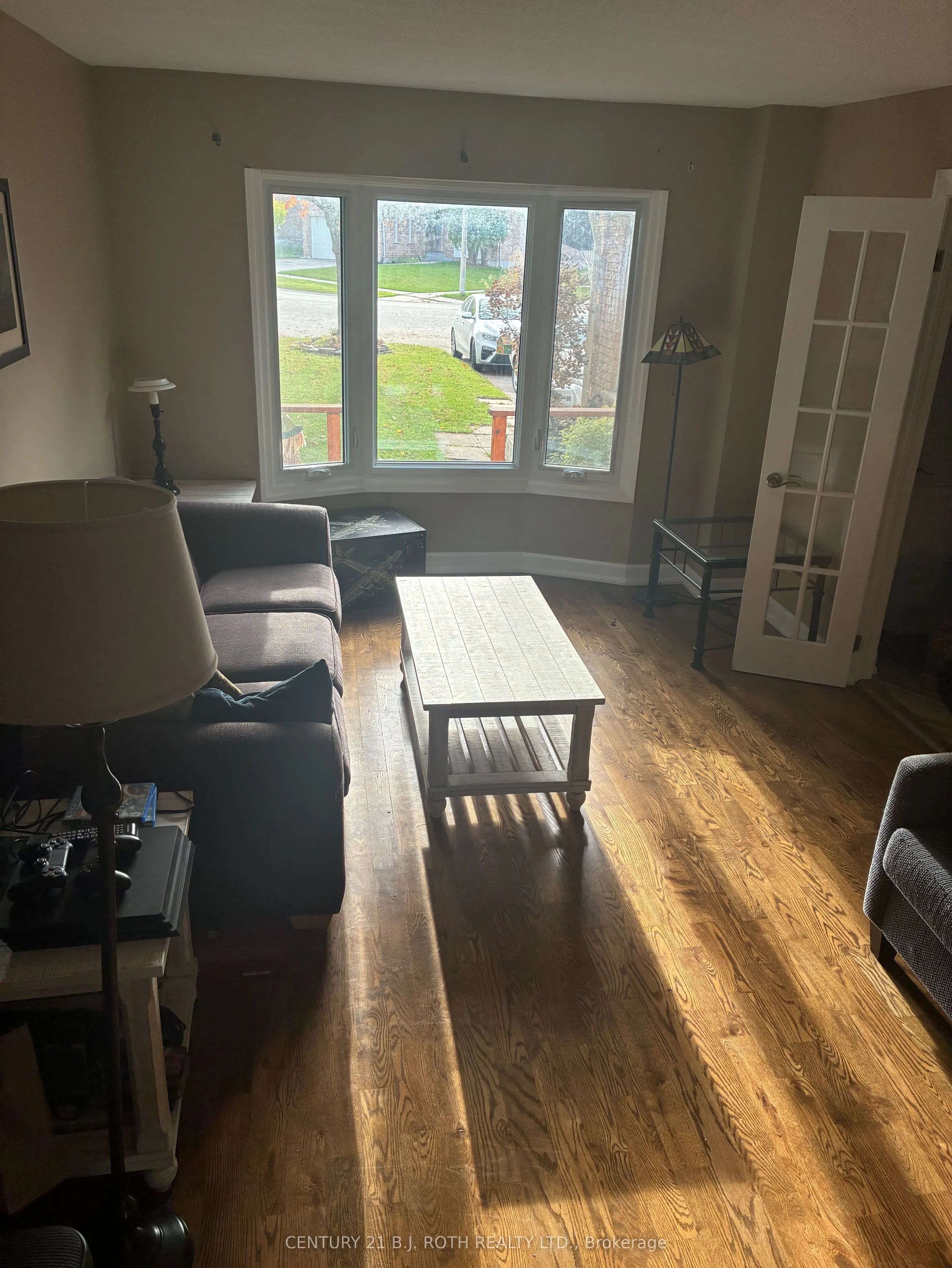 52 Carruthers Crescent