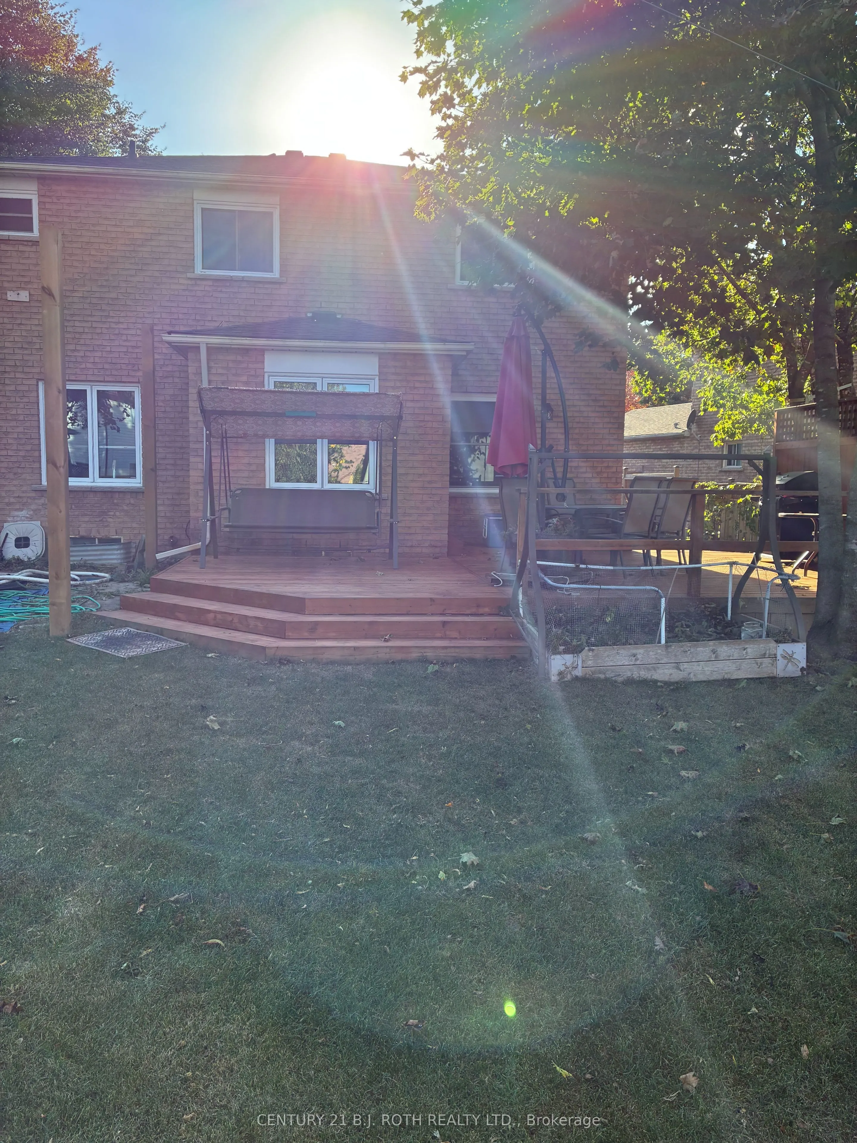 52 Carruthers Crescent