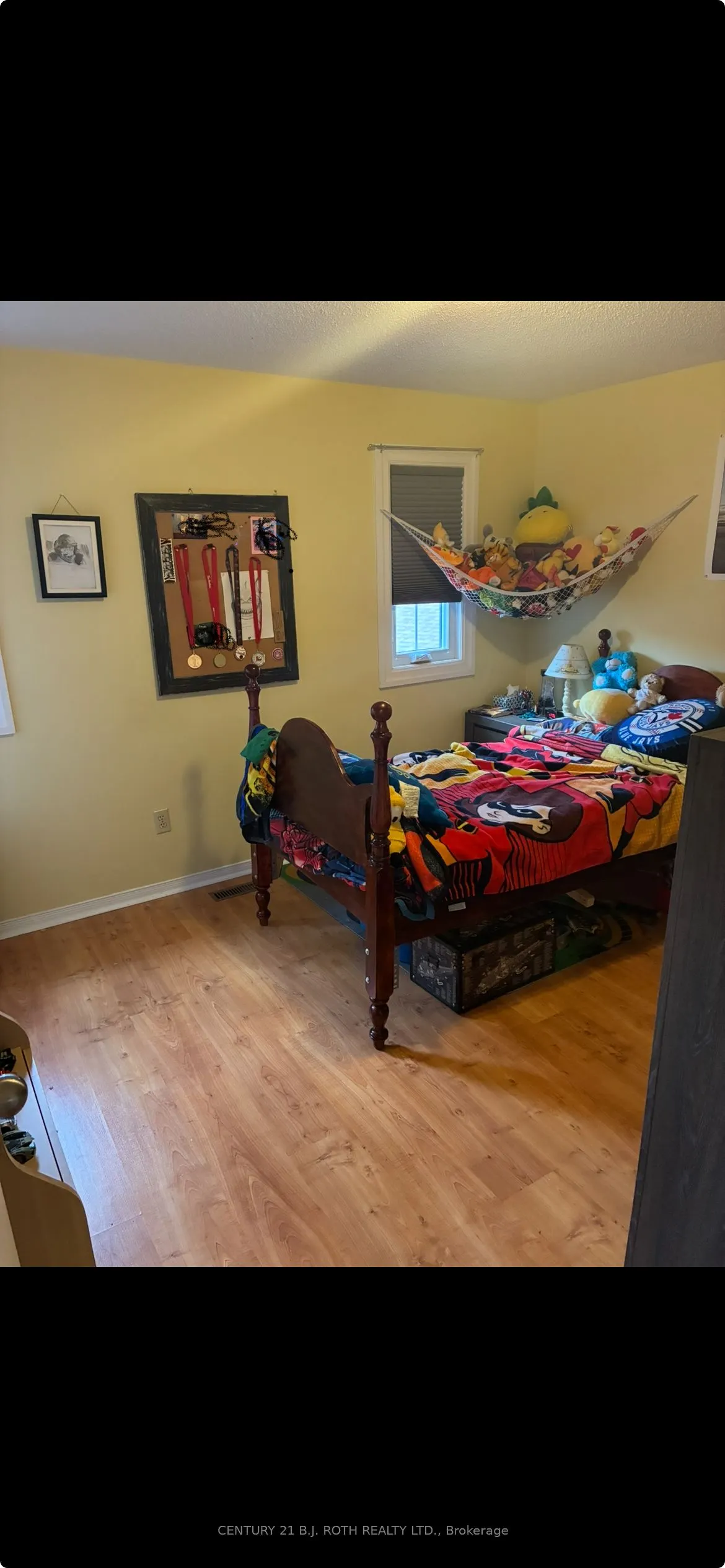 52 Carruthers Crescent