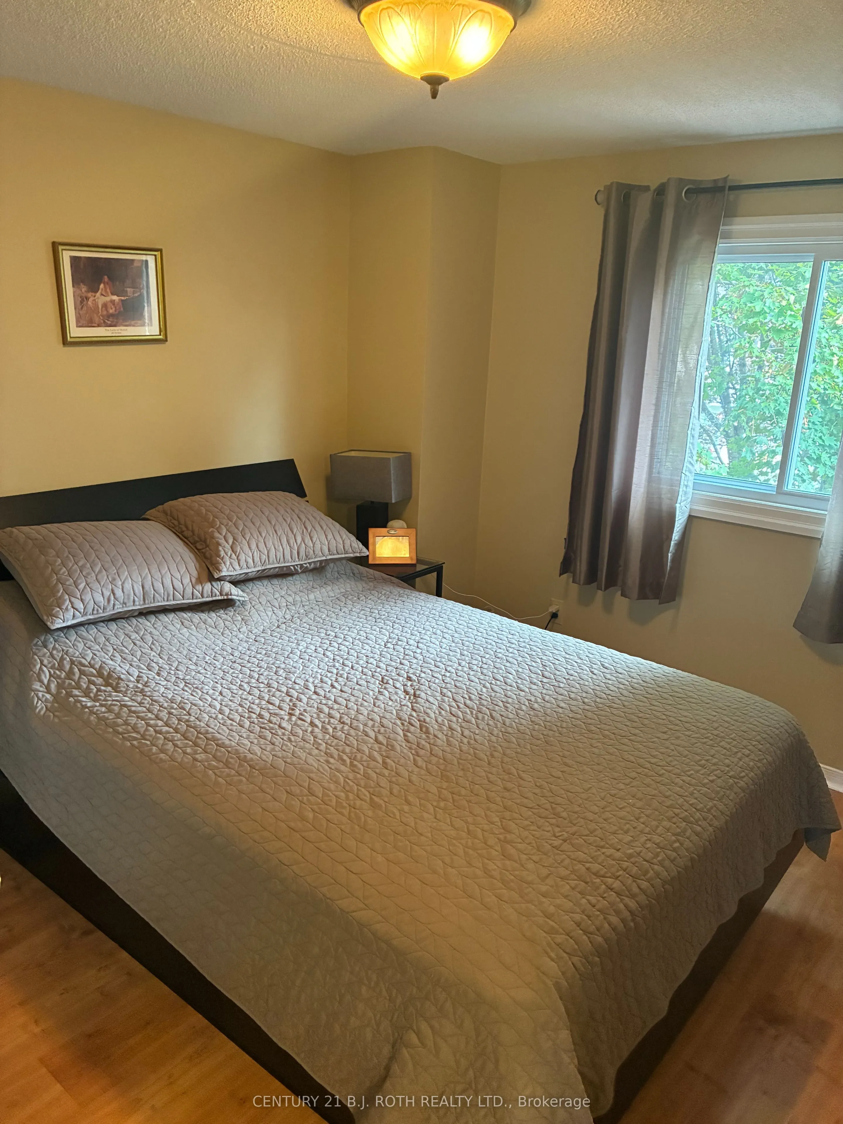 52 Carruthers Crescent