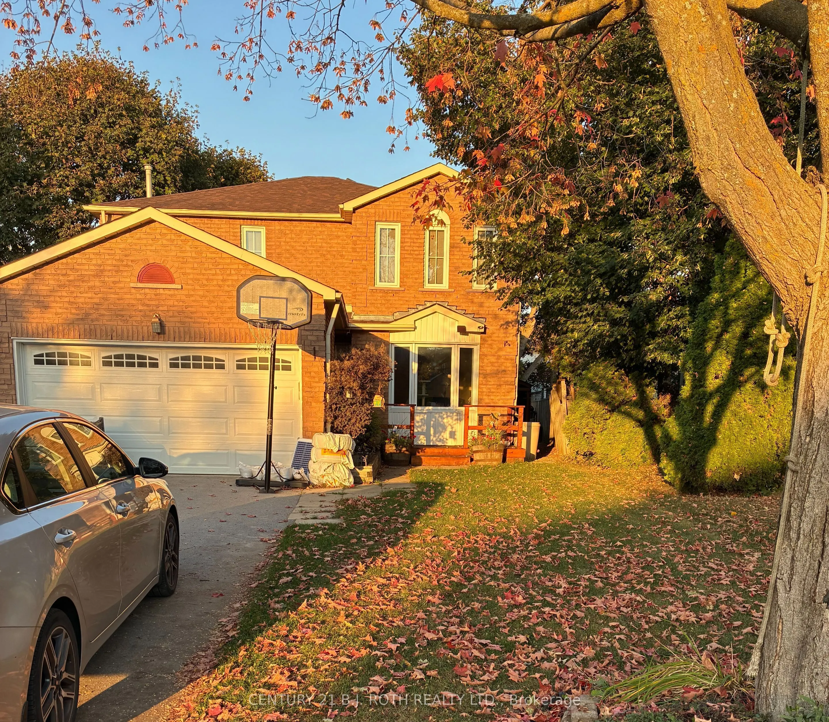 52 Carruthers Crescent