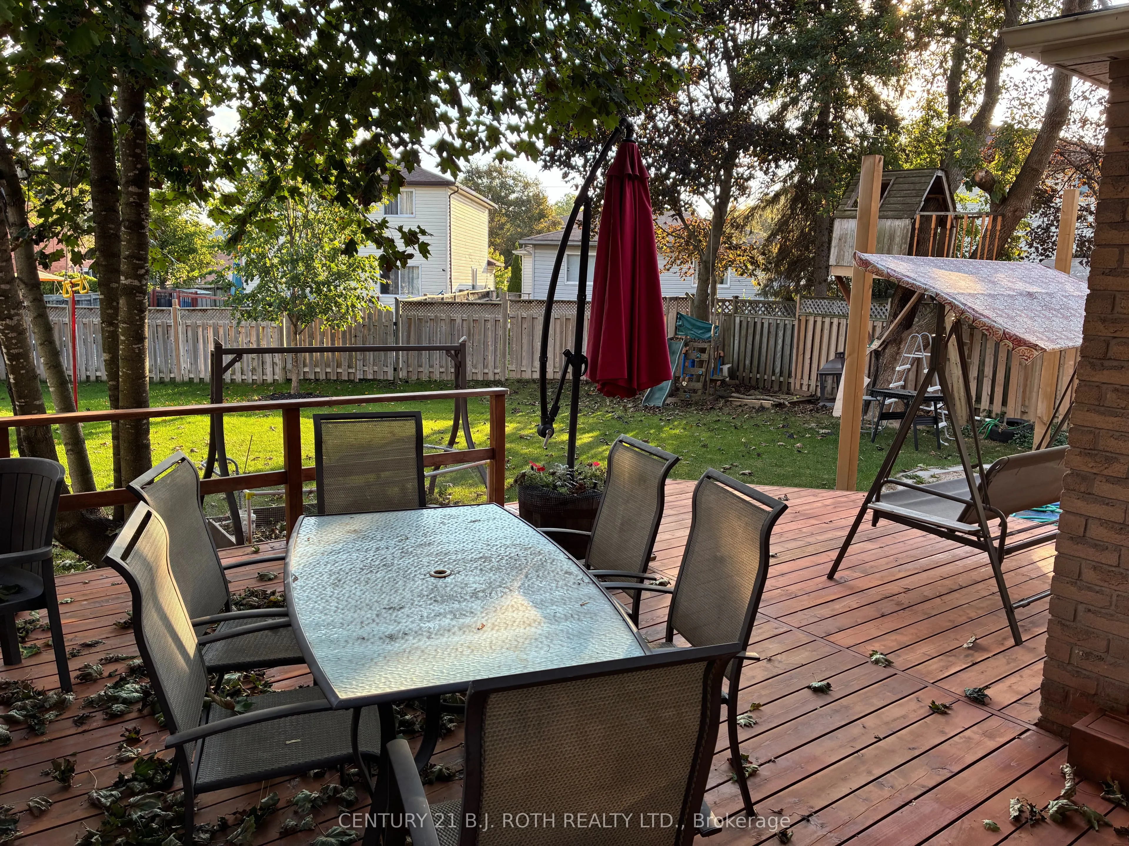 52 Carruthers Crescent