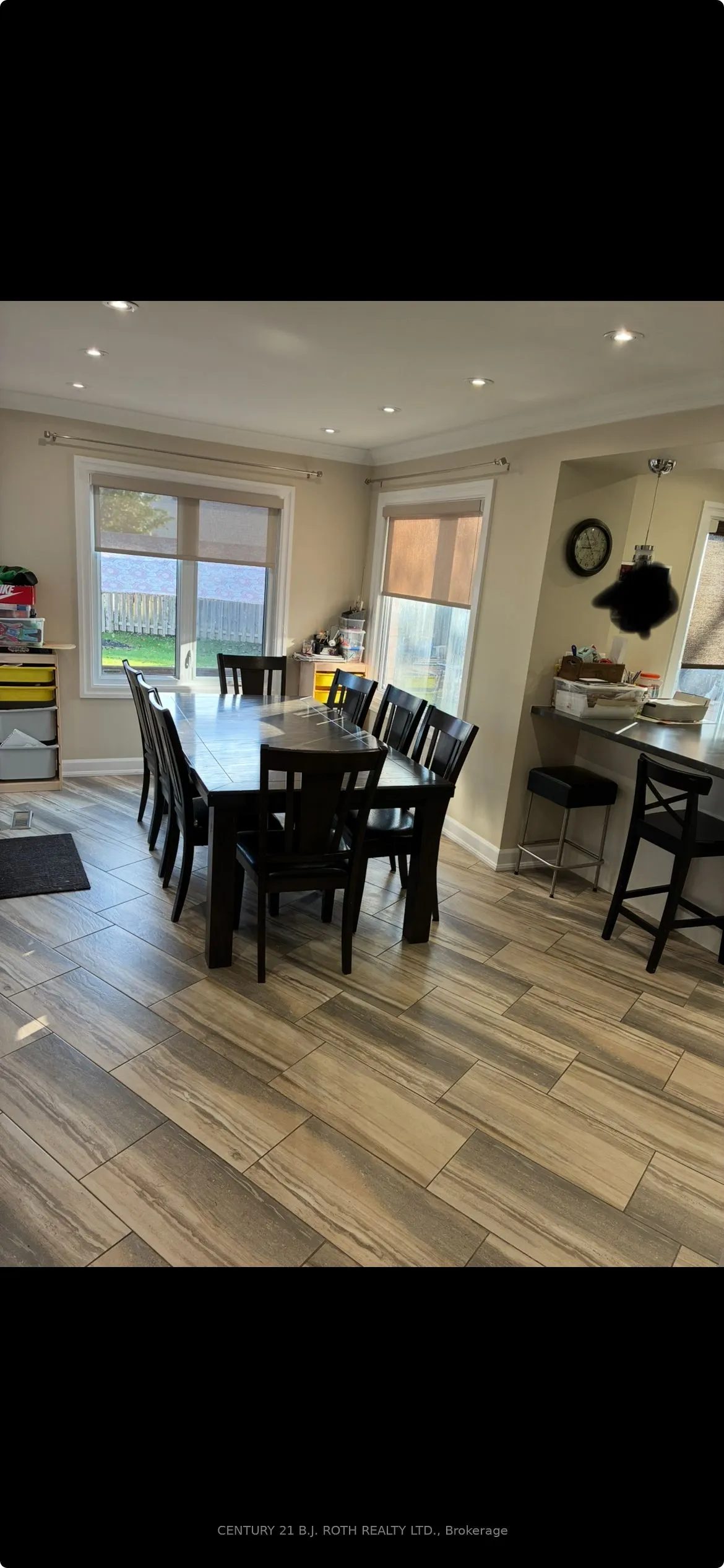 52 Carruthers Crescent