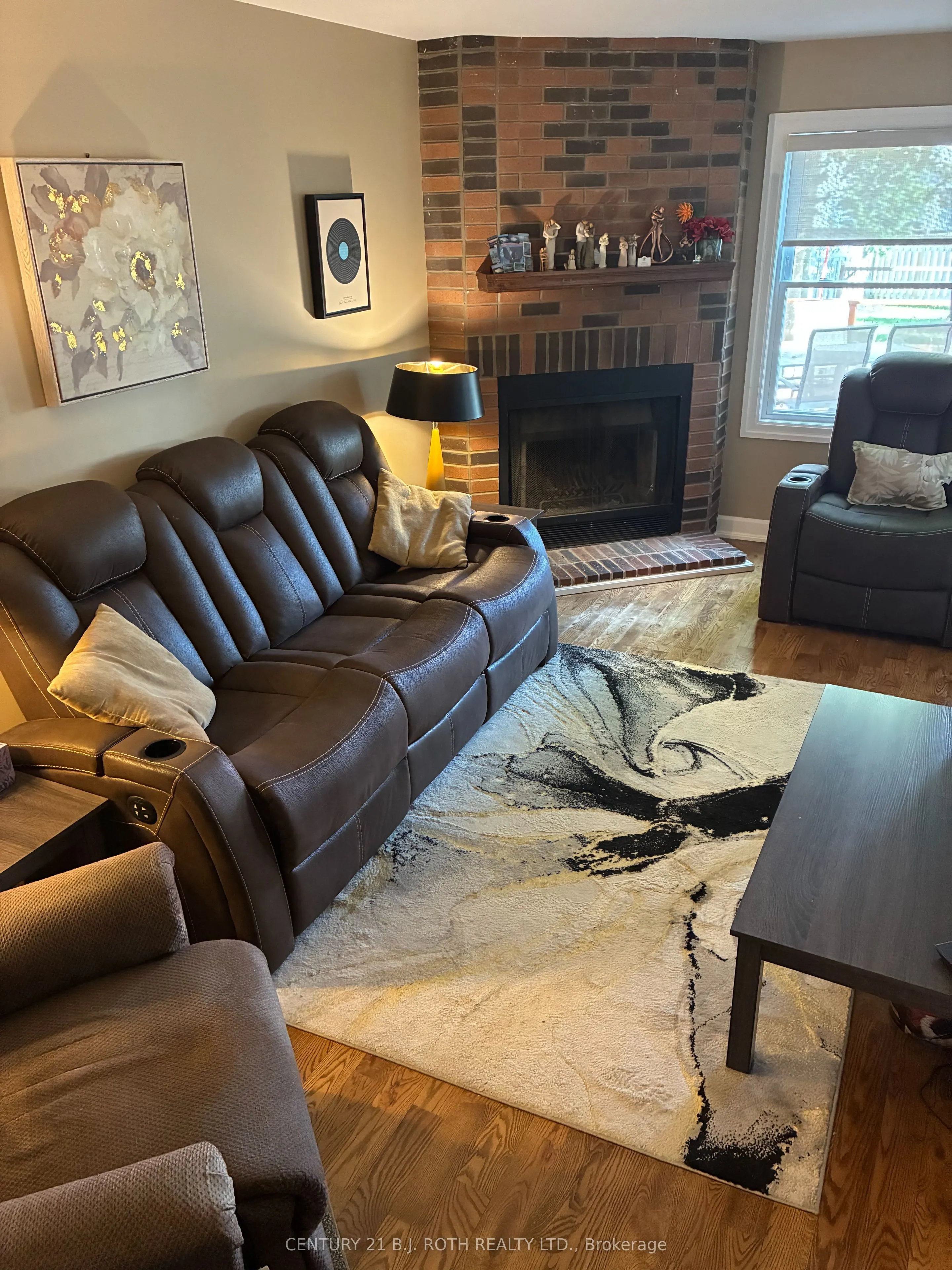 52 Carruthers Crescent
