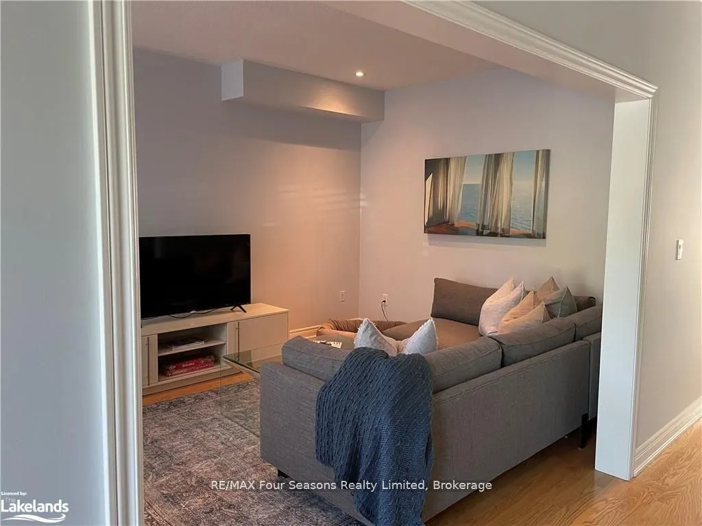 29 NORTH MAPLE Street, #Call LBO