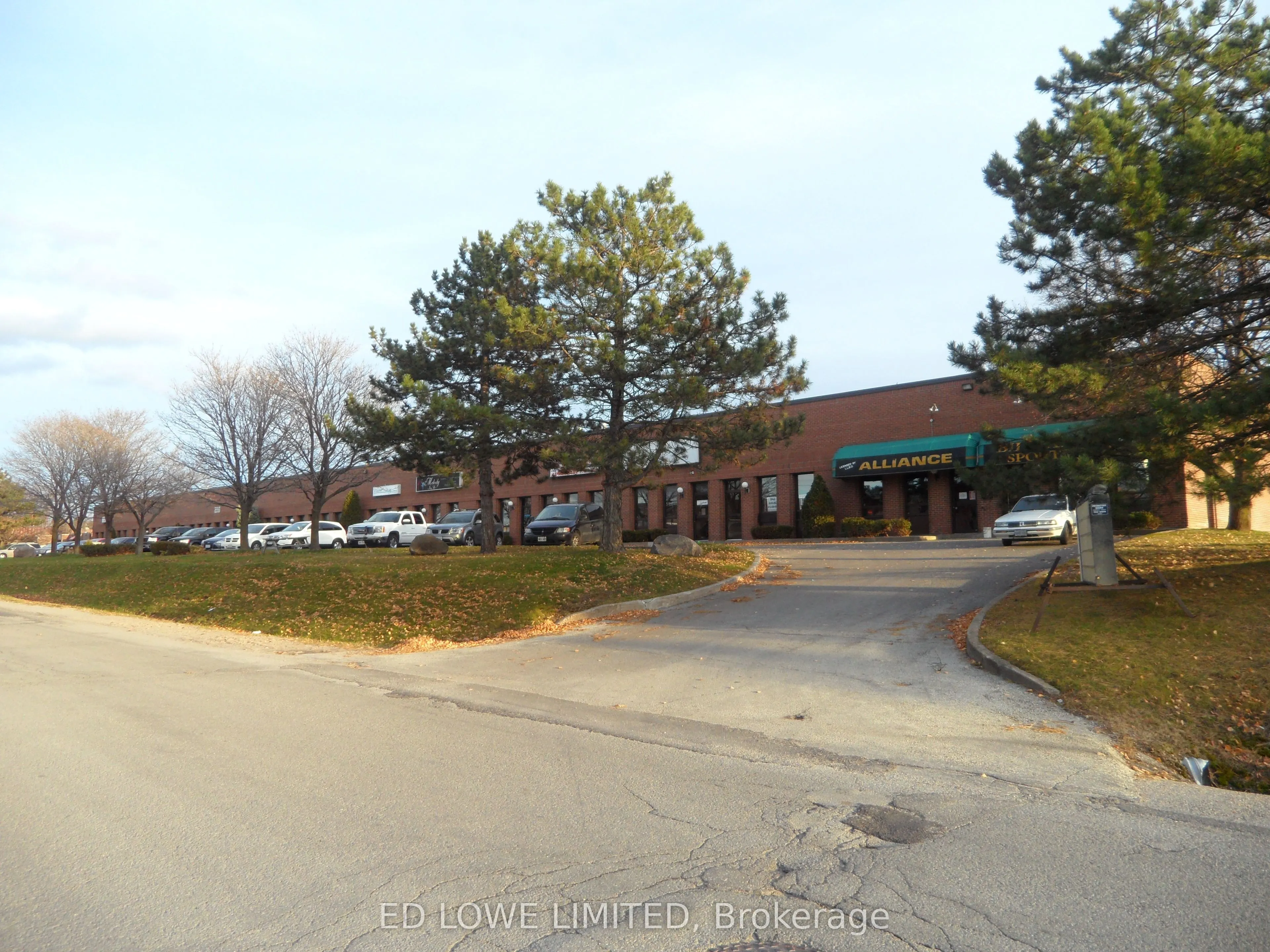 33 ALLIANCE Boulevard, #14
