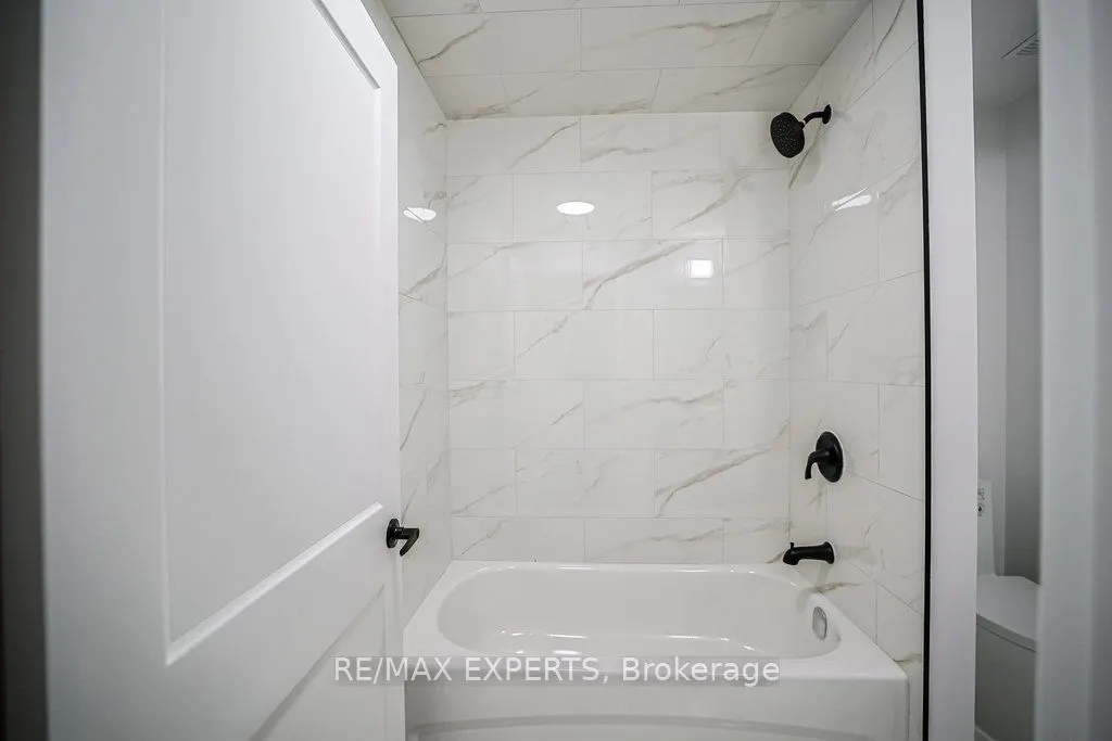 426 Veterans Drive, #2