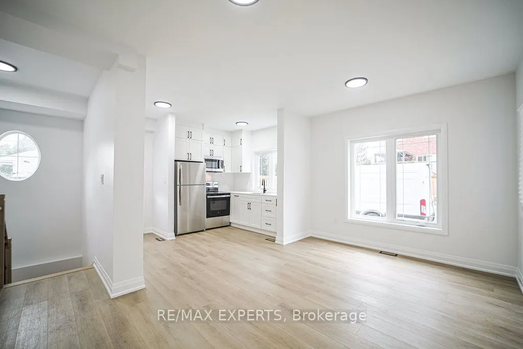 426 Veterans Drive, #2