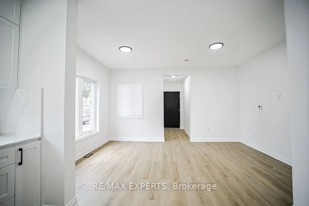 426 Veterans Drive, #2