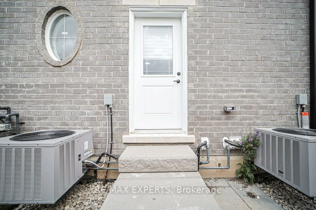 426 Veterans Drive, #2