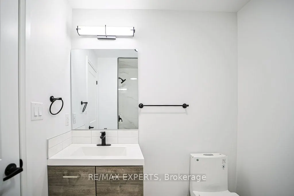 426 Veterans Drive, #3