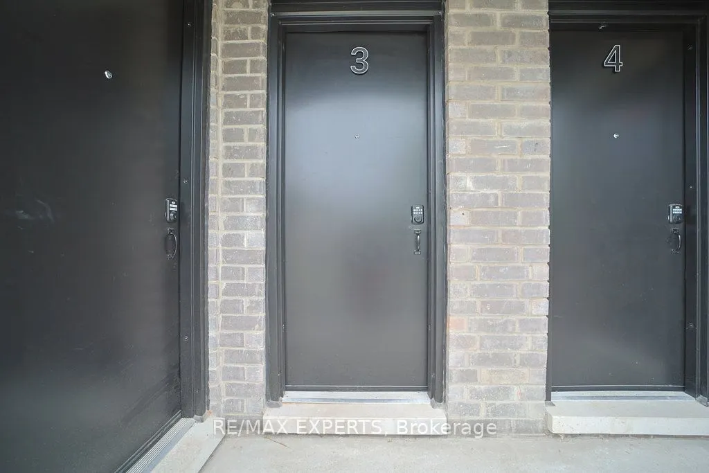426 Veterans Drive, #3
