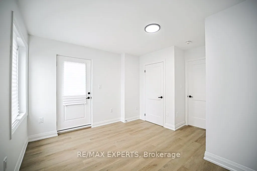 426 Veterans Drive, #3