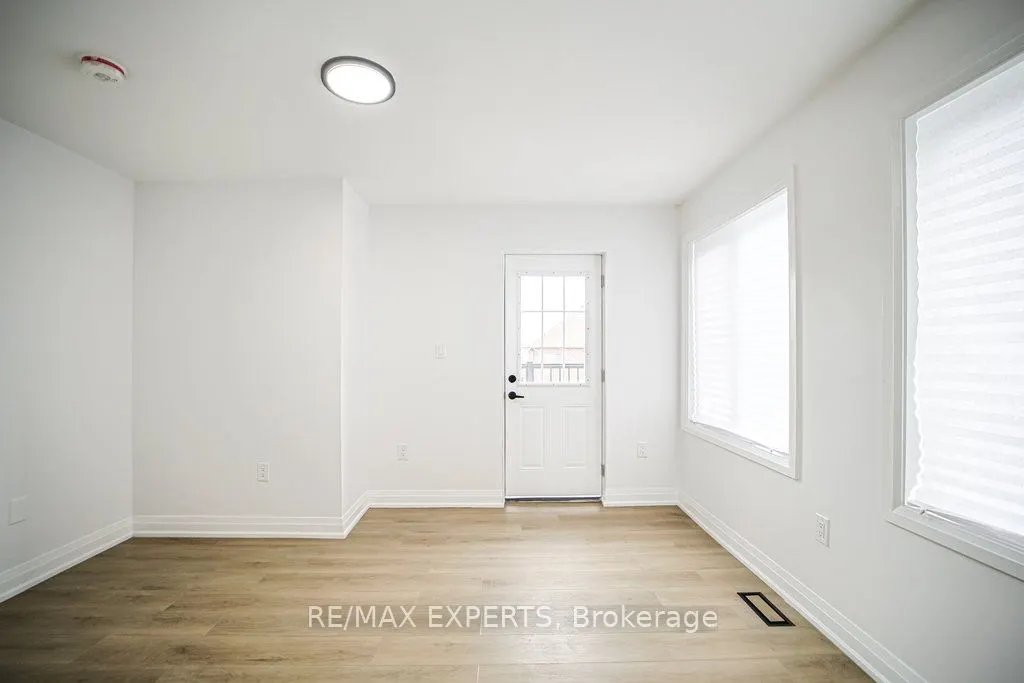 426 Veterans Drive, #4