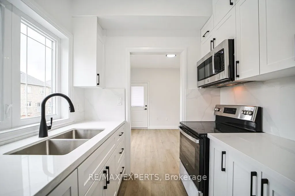 426 Veterans Drive, #4