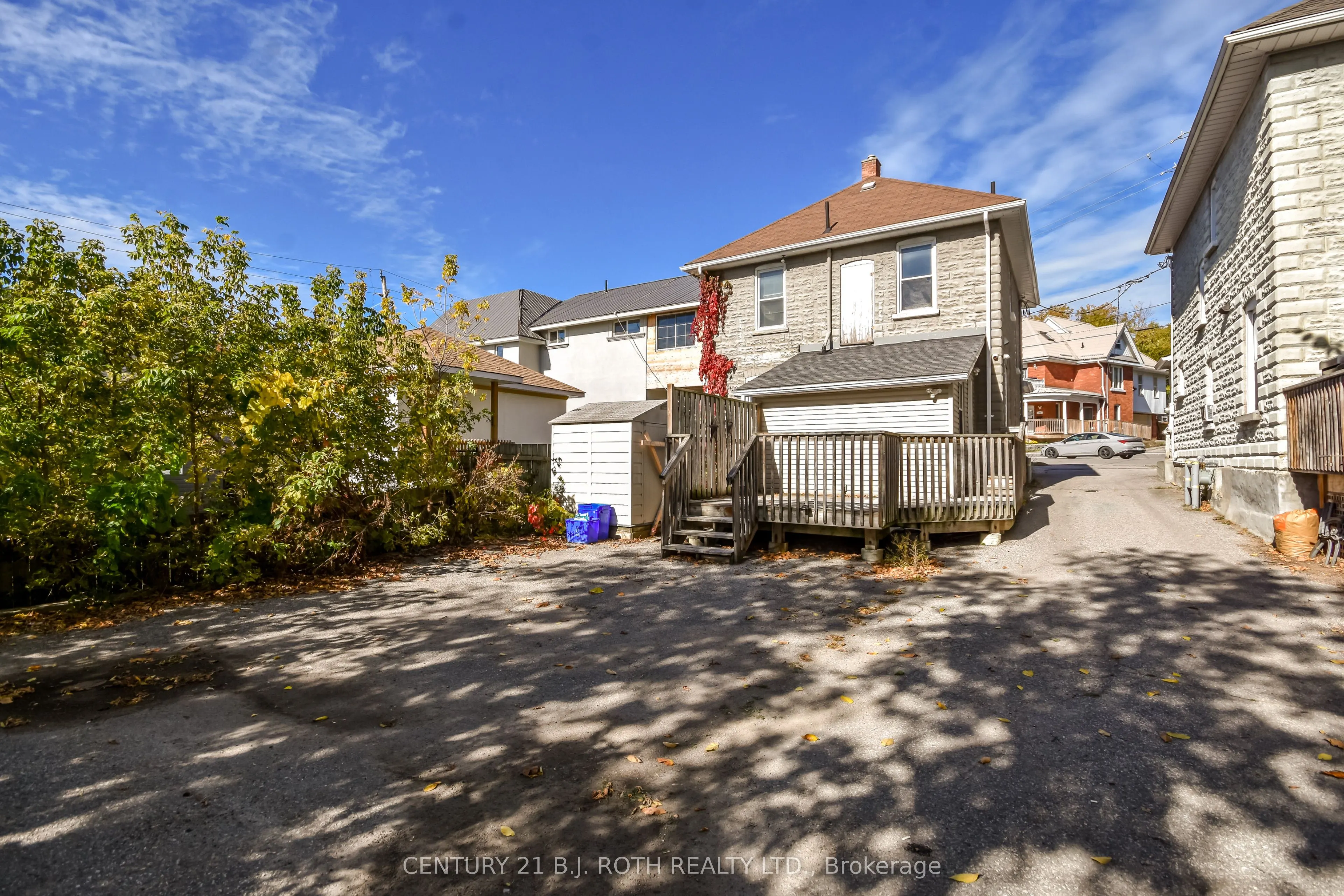 67 Nottawasaga Street