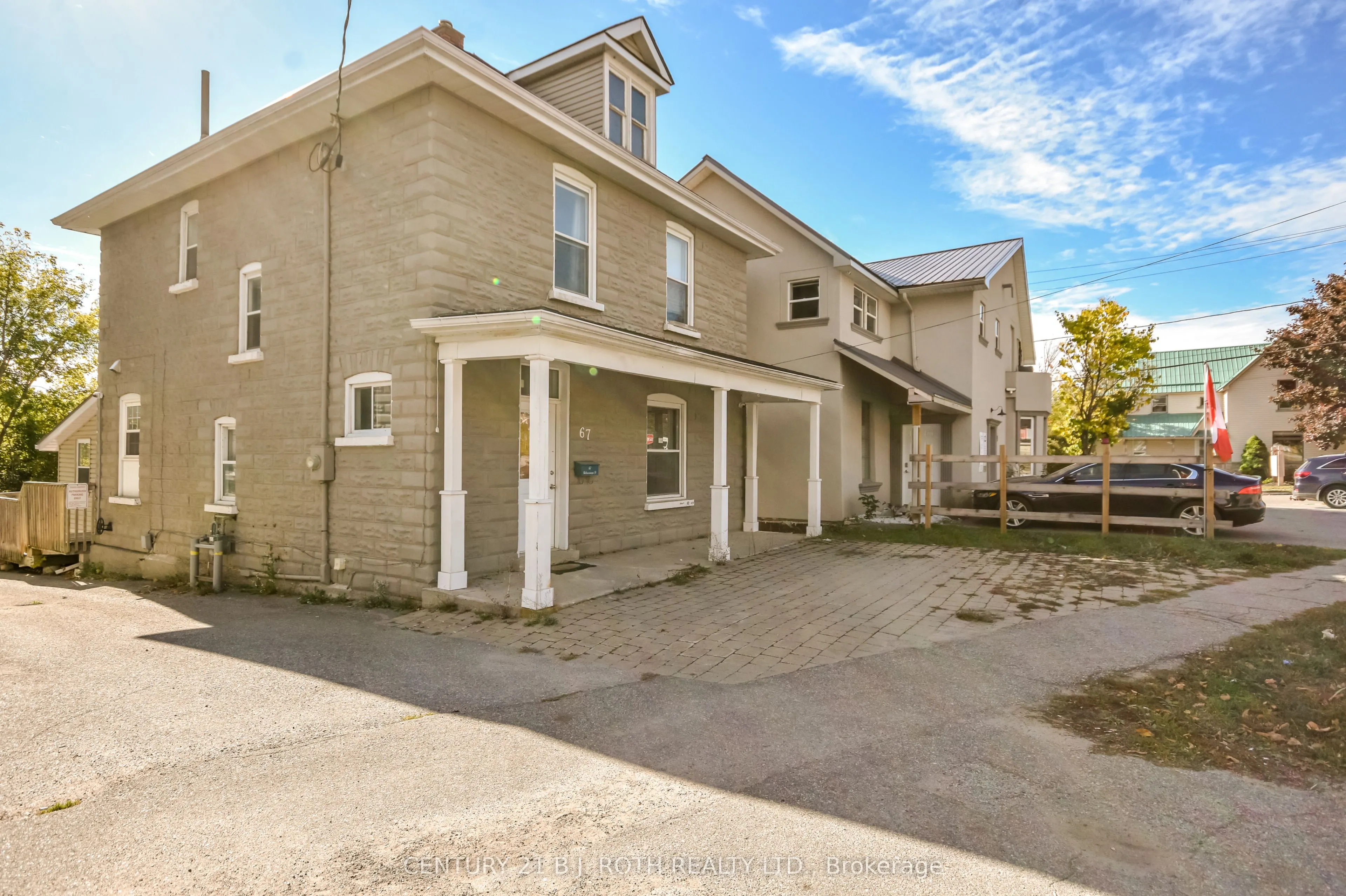 67 Nottawasaga Street