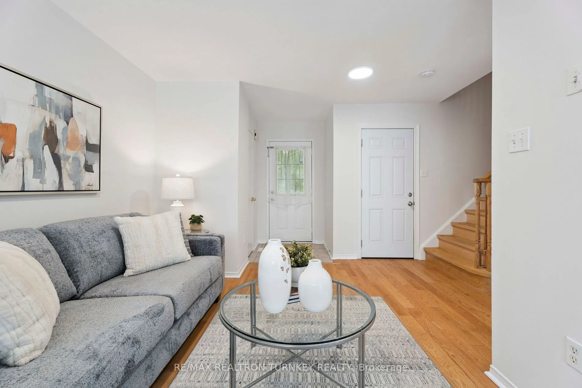 83 Pickett Crescent