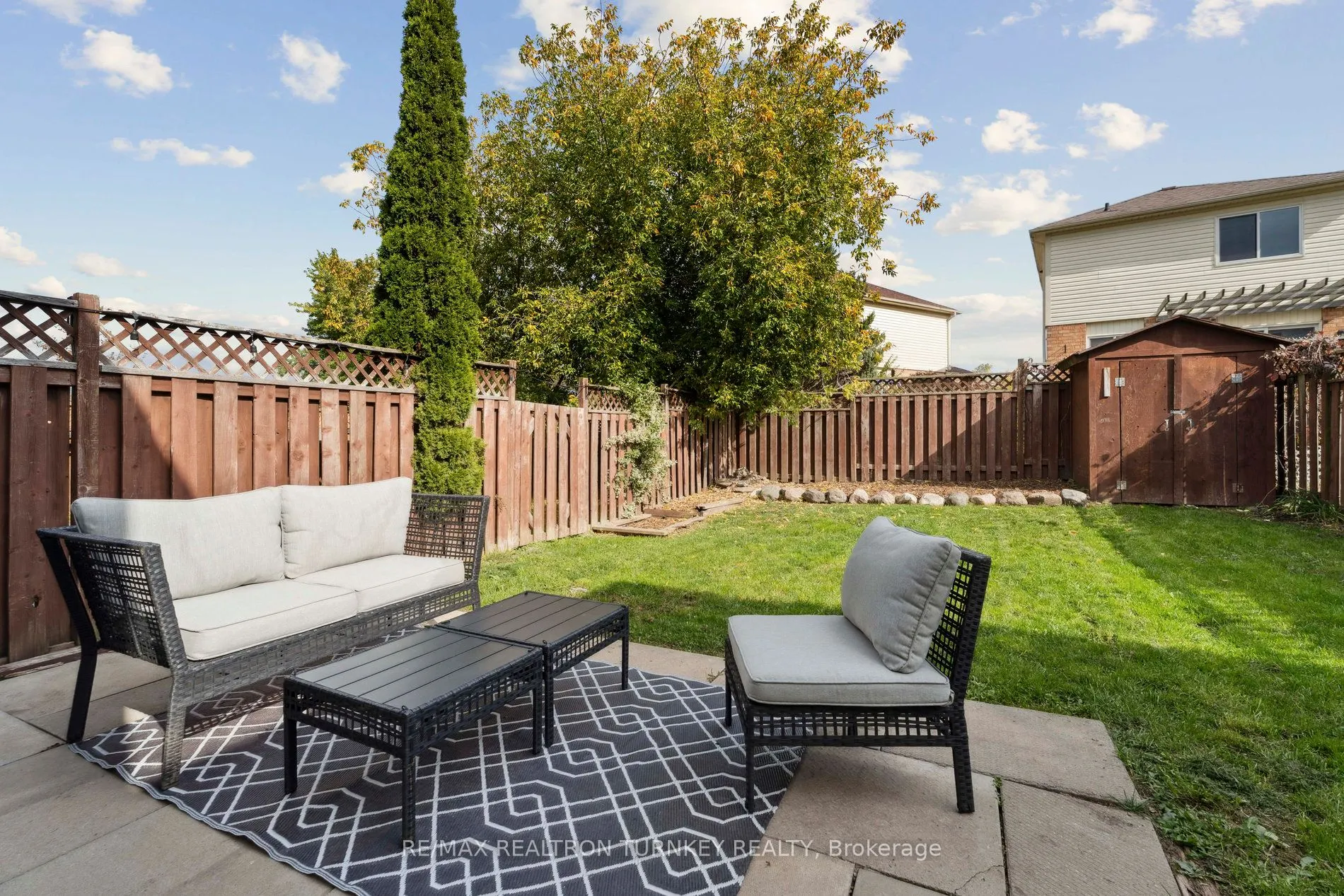 83 Pickett Crescent