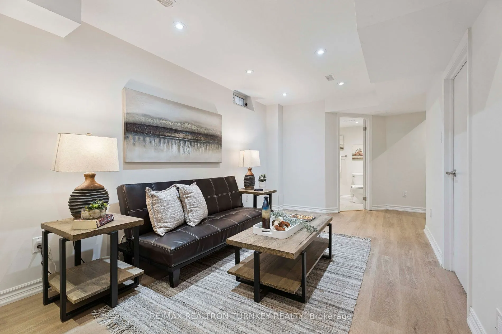 83 Pickett Crescent