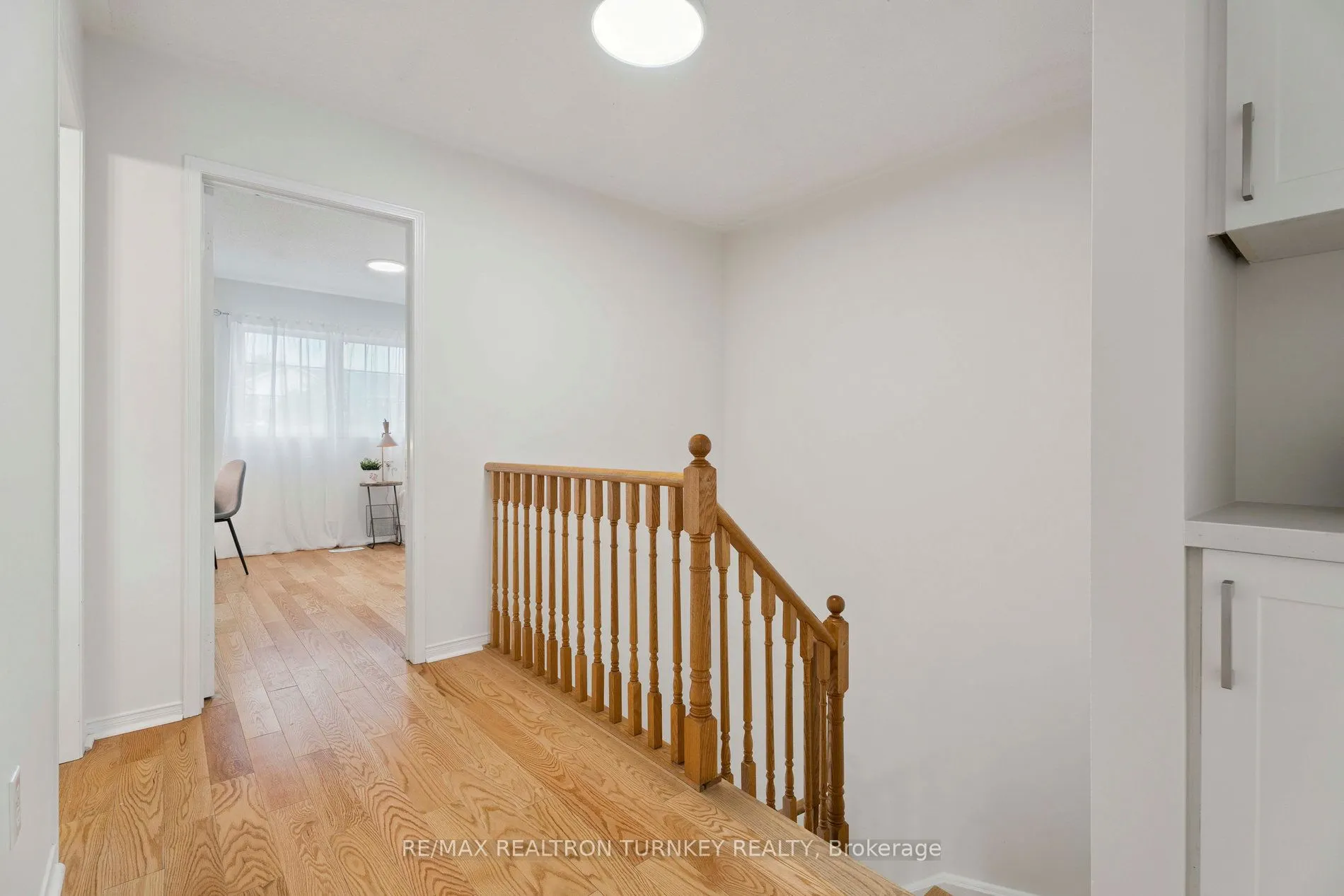 83 Pickett Crescent