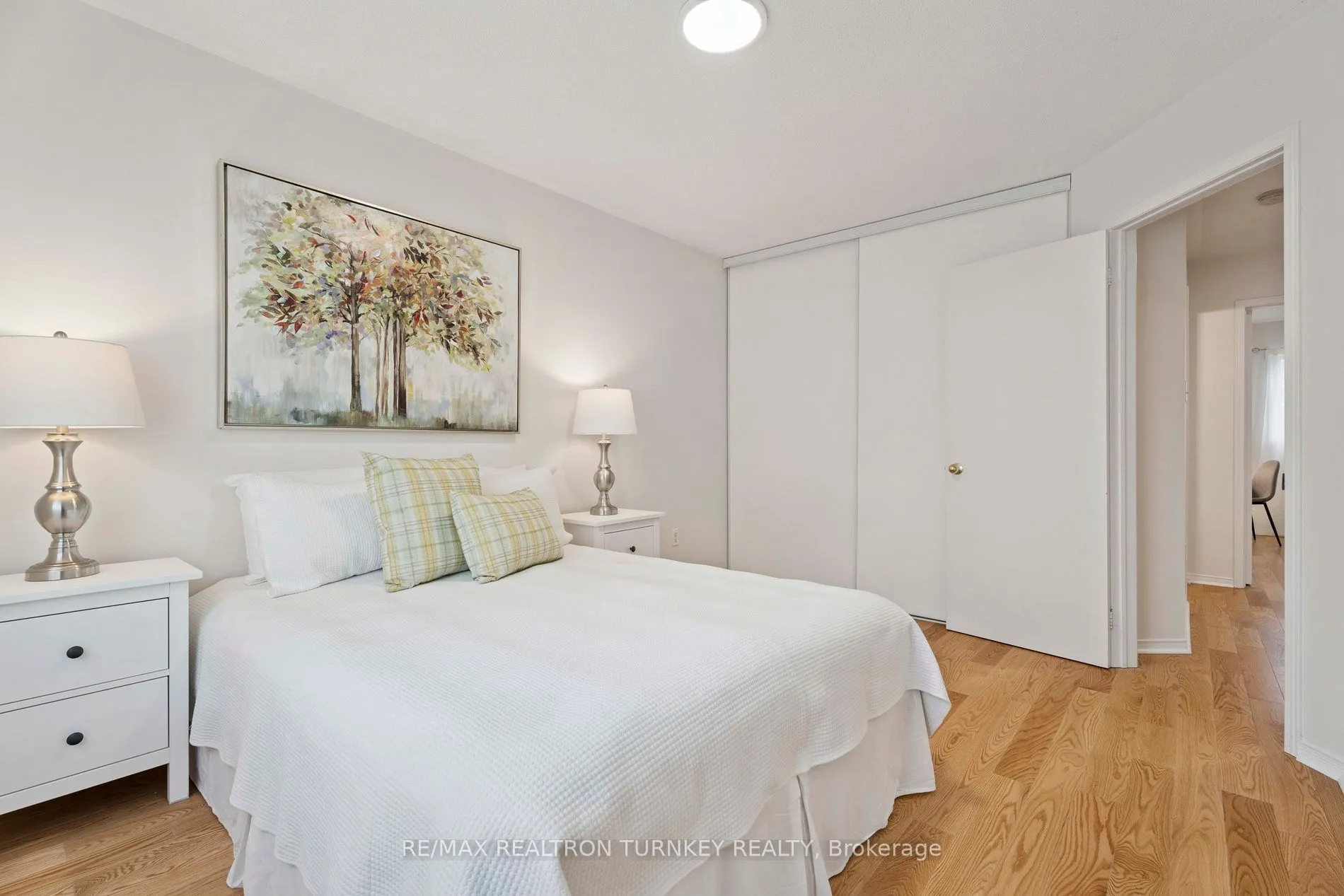 83 Pickett Crescent