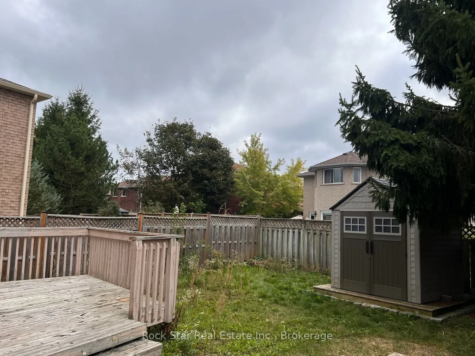 27 Delaney Crescent