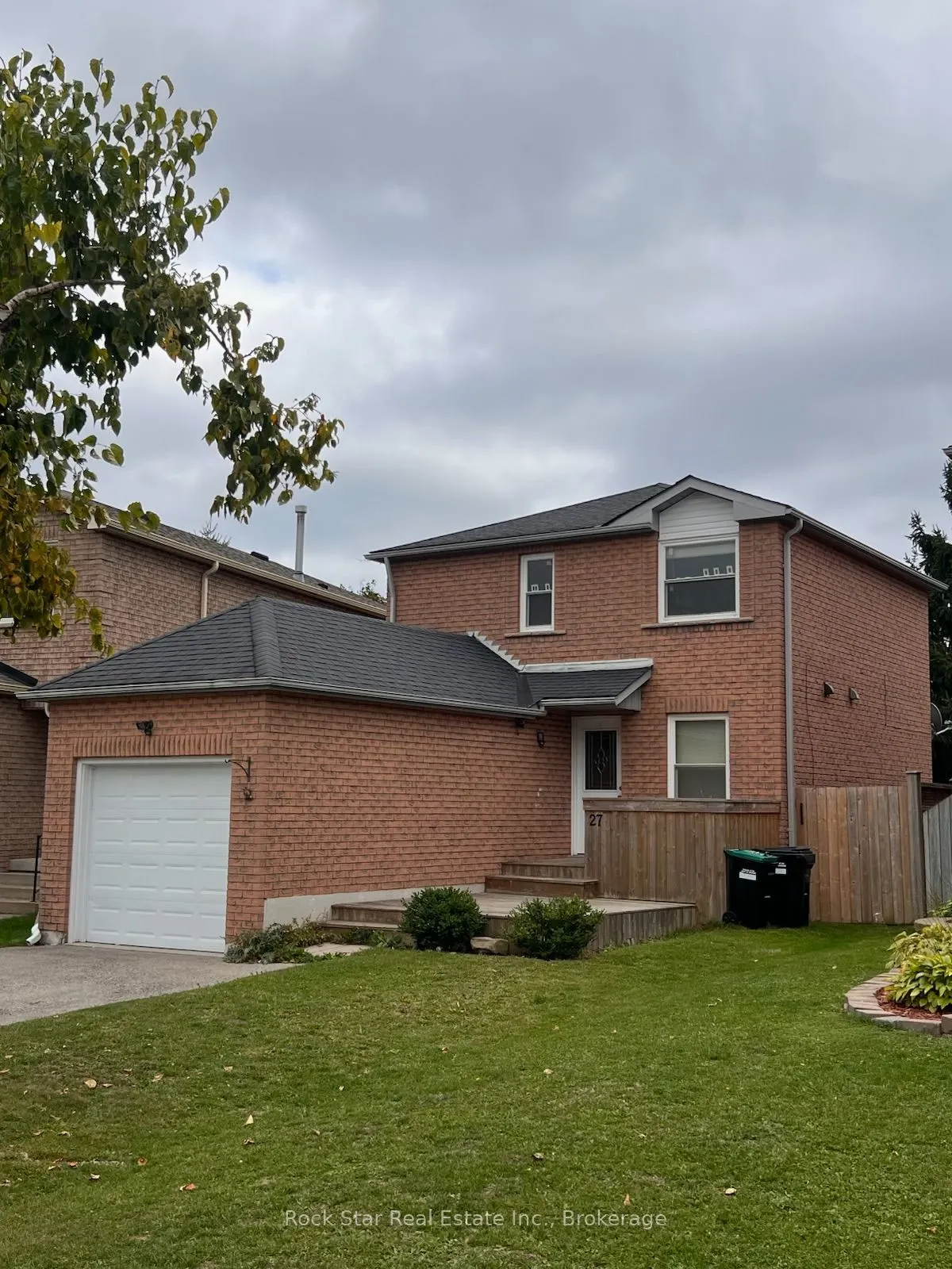 27 Delaney Crescent