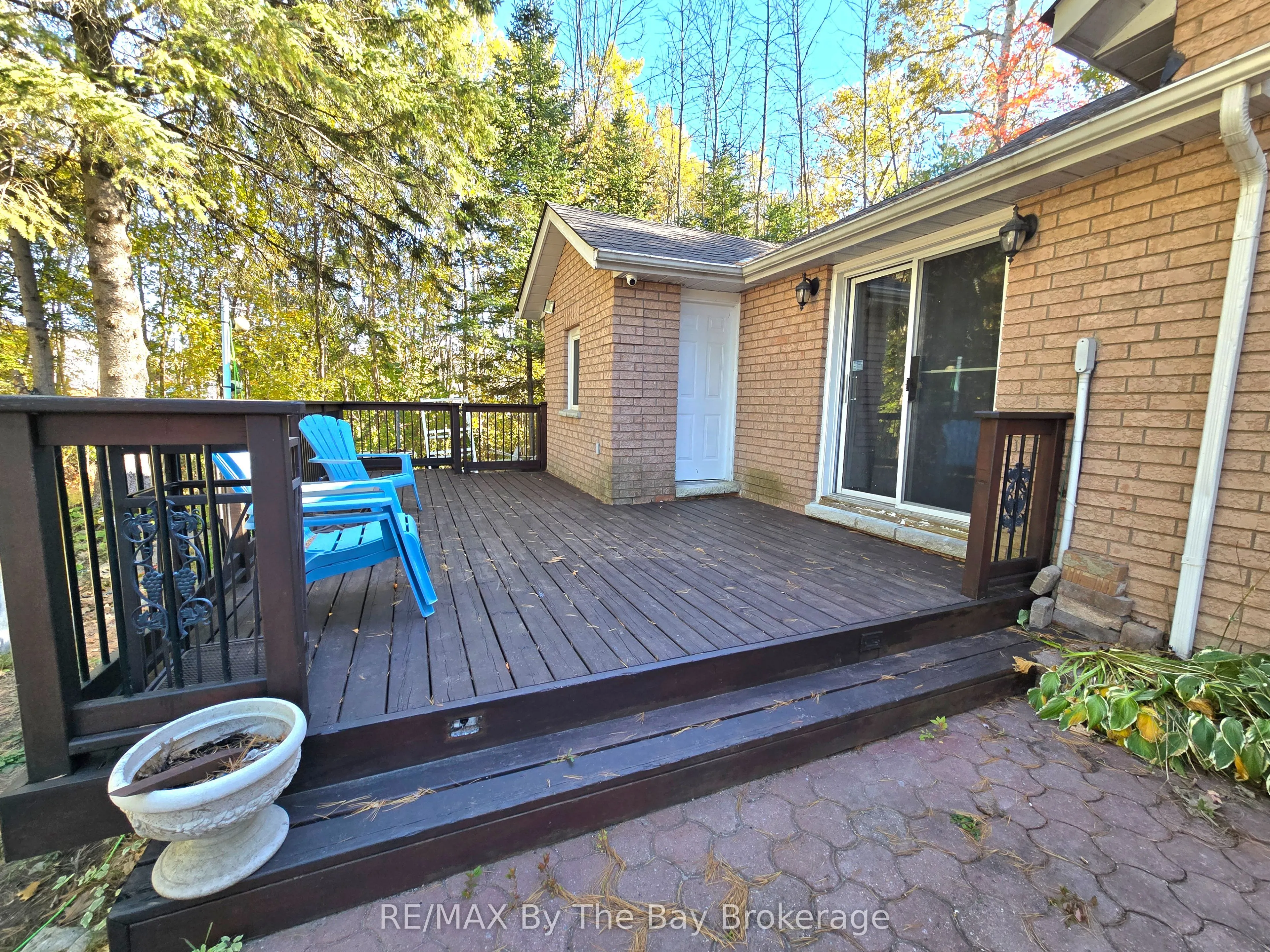 31 Forest Avenue