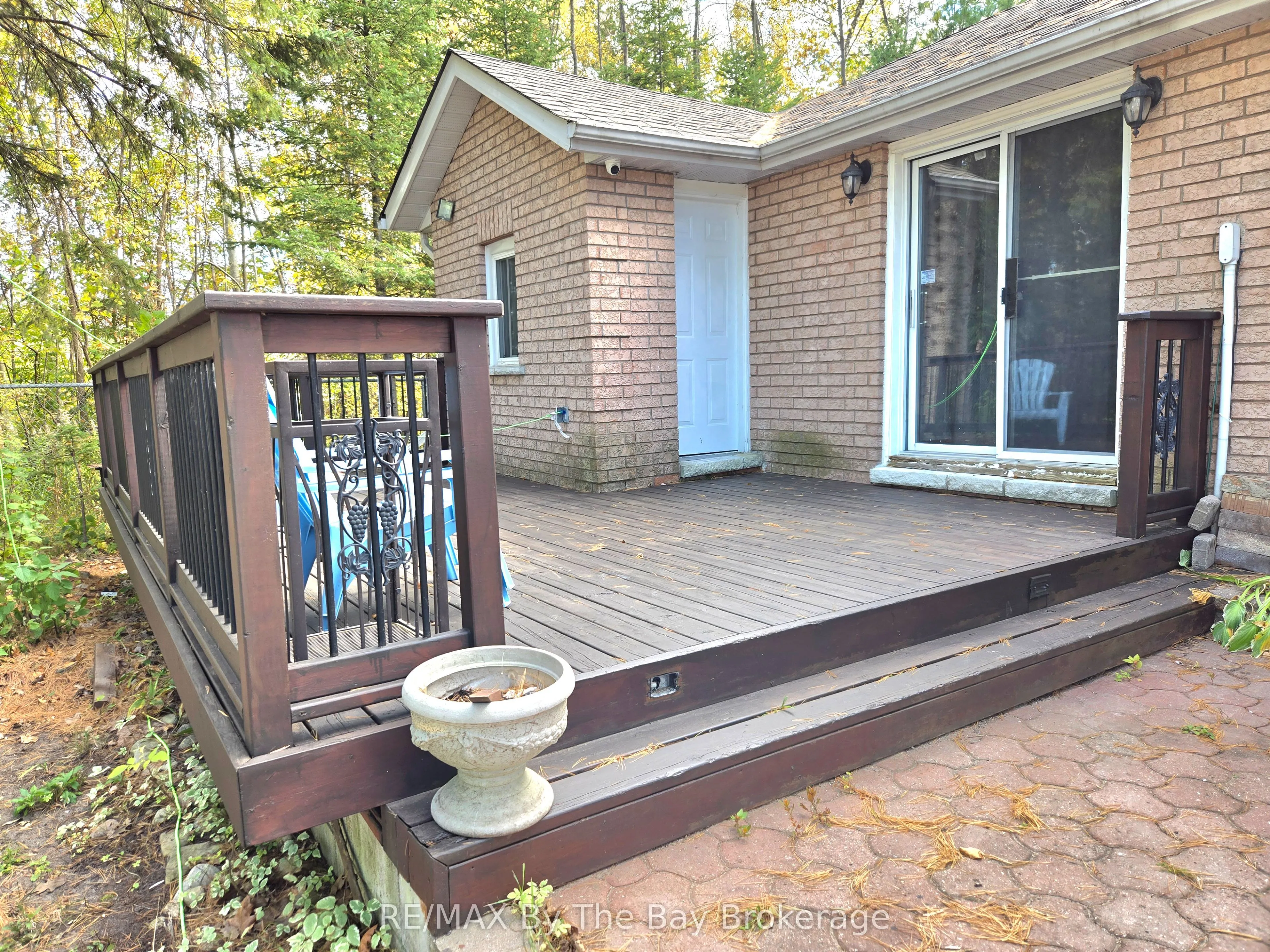 31 Forest Avenue