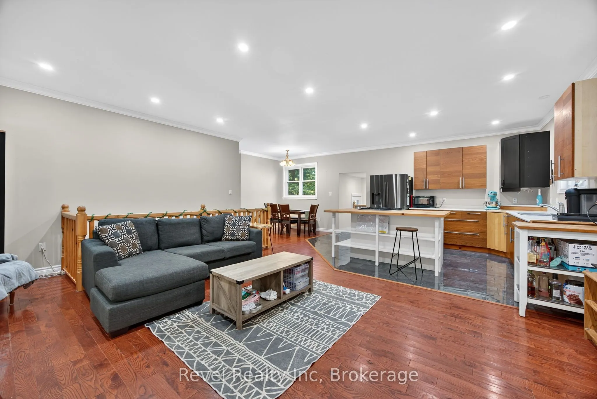683 Lafontaine Road