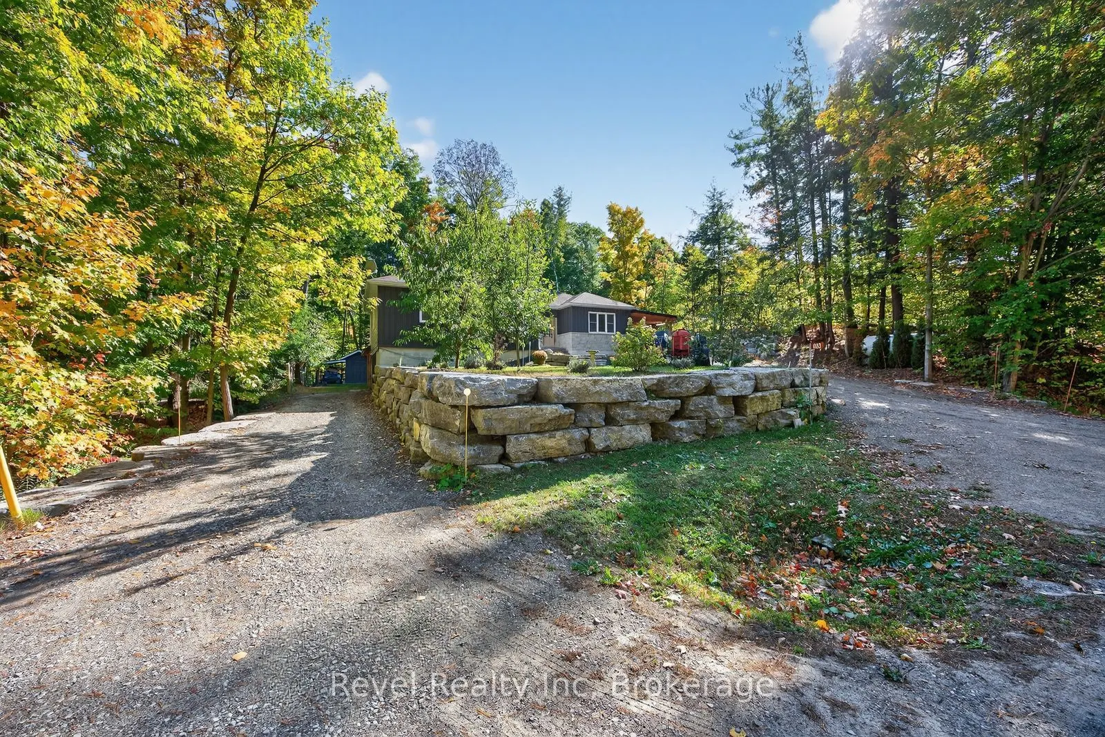 683 Lafontaine Road