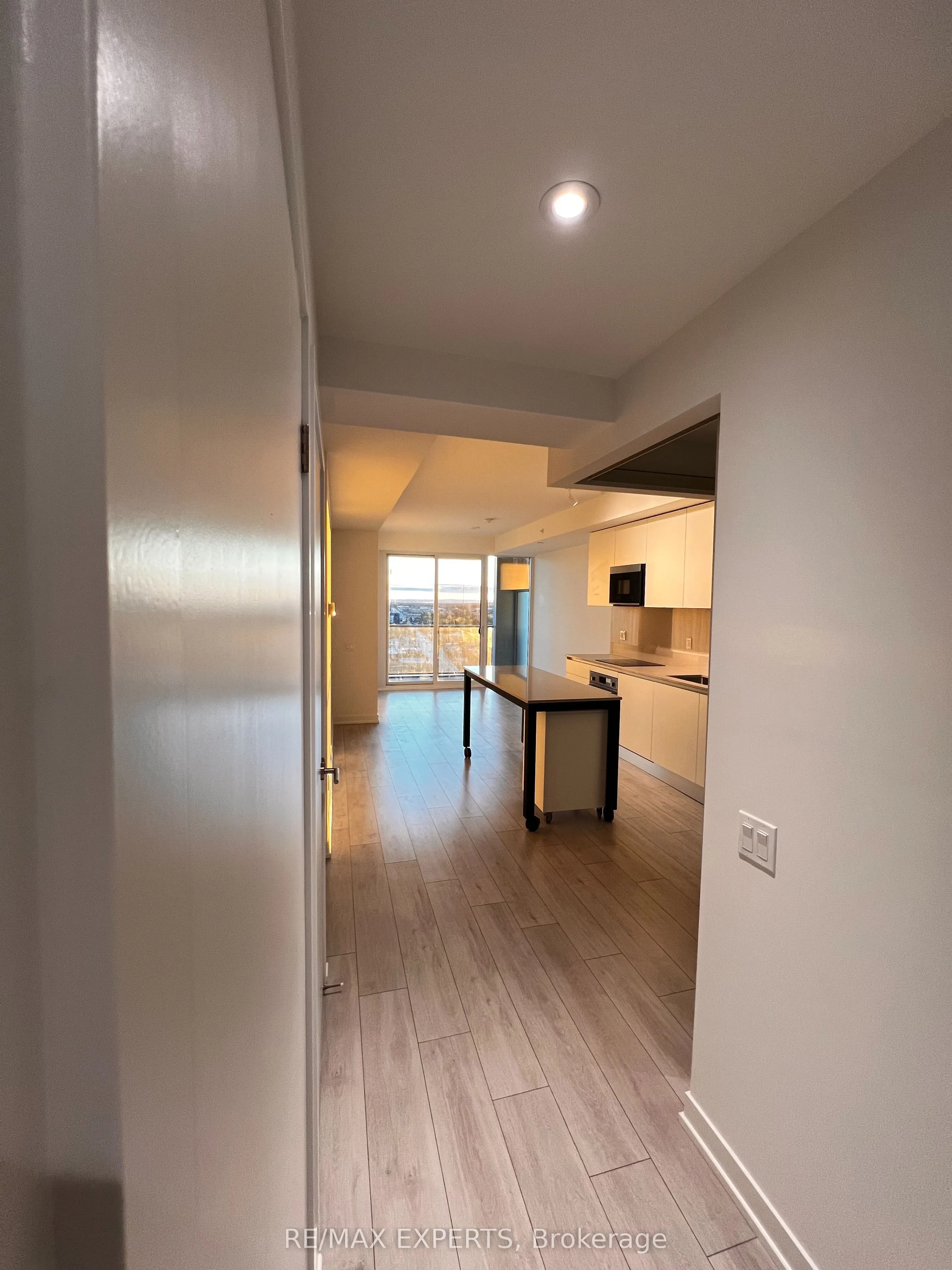 39 Mary Street, #1612