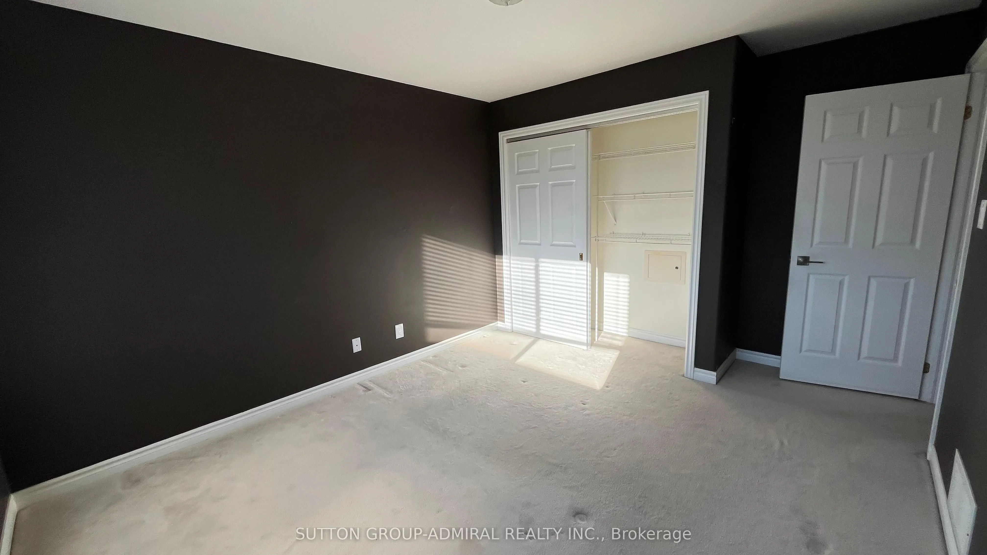 12 Revelstoke Court, #Upper