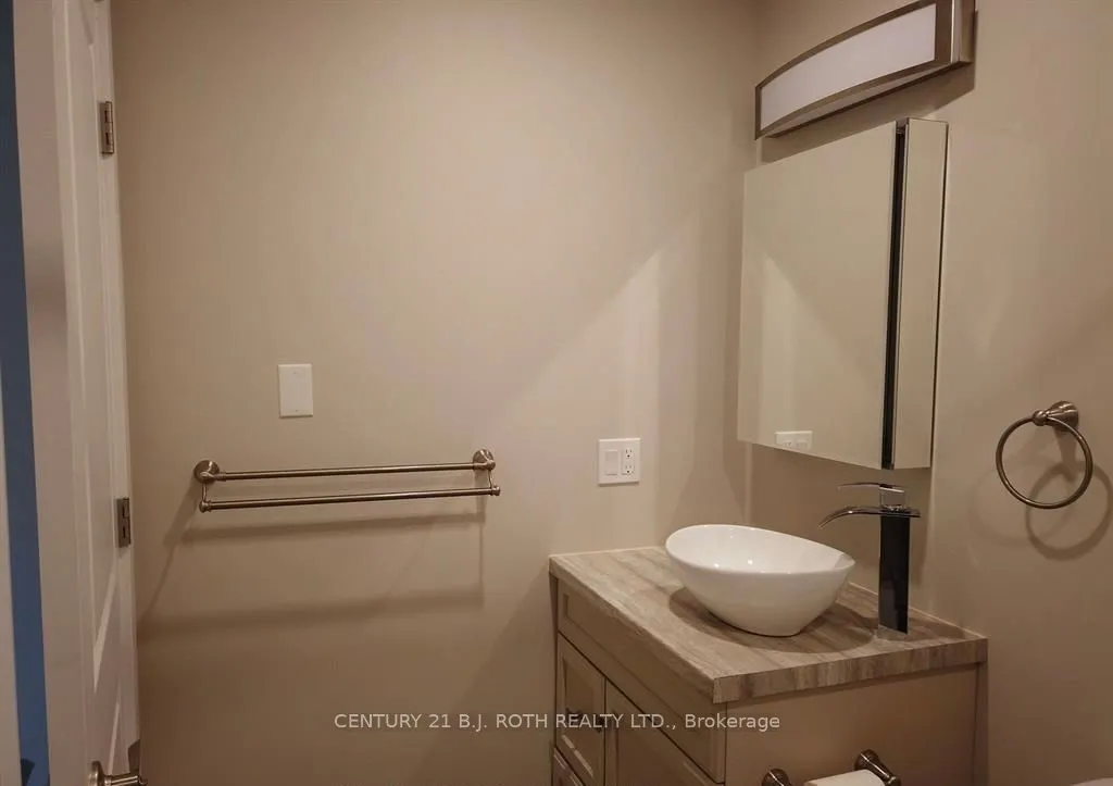 53 Collins Street, ##2
