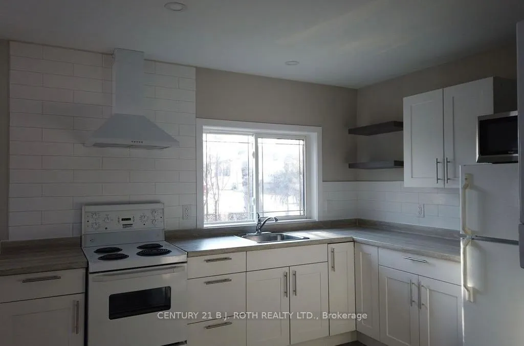 53 Collins Street, ##2